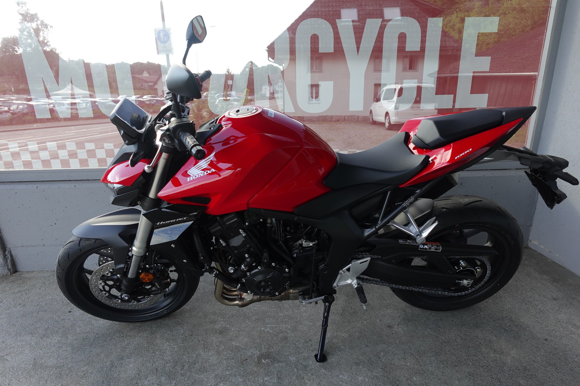 HONDA CB1000 Hornet-image-1