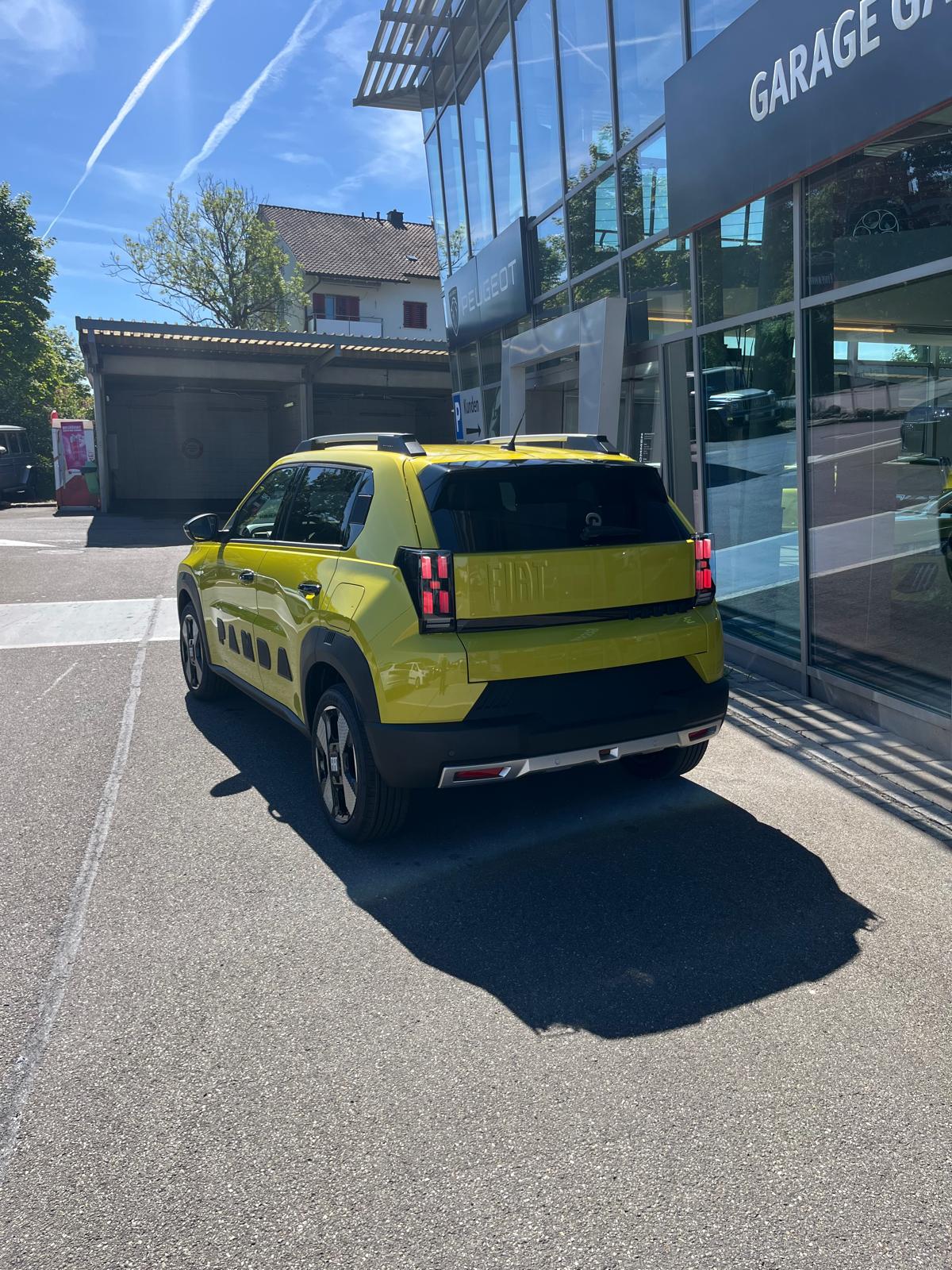 FIAT Grande Panda Elektro La Prima-showroom-element-2