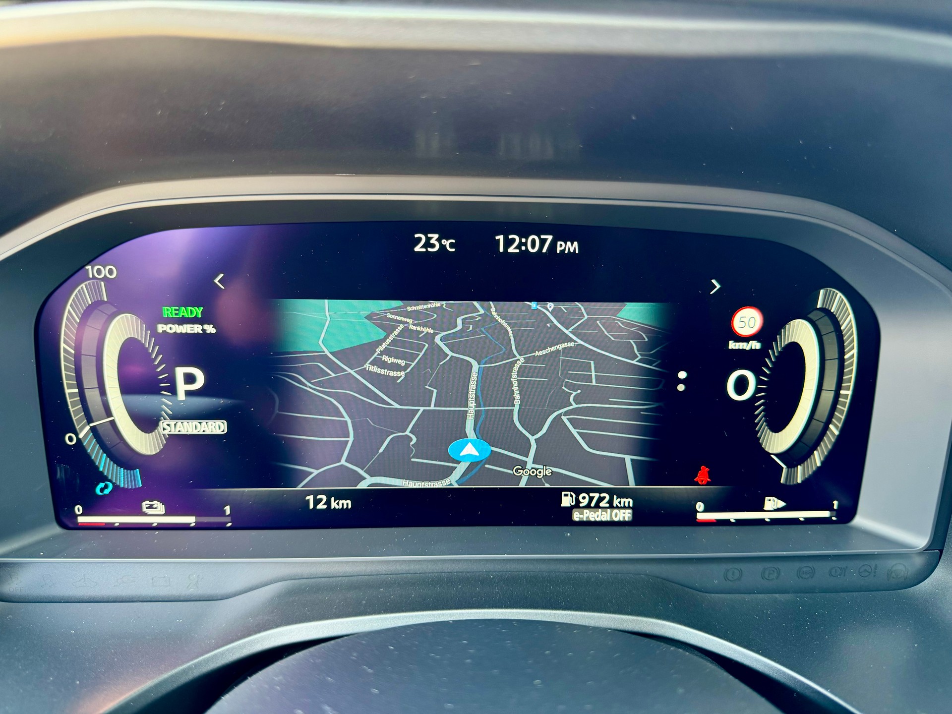 NISSAN Qashqai 1.5 VC-T e-Power N-Connecta-image-5