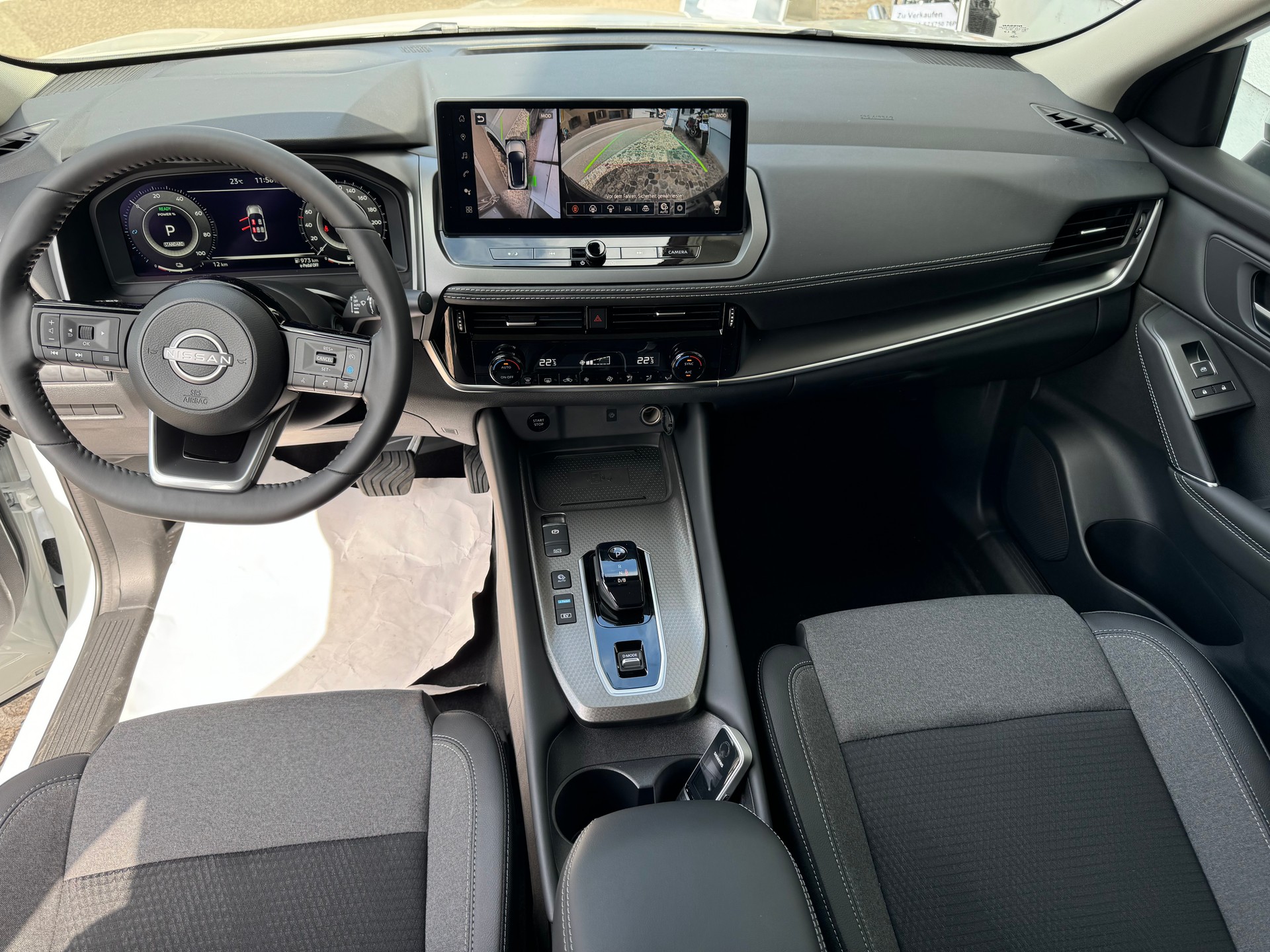 NISSAN Qashqai 1.5 VC-T e-Power N-Connecta-image-9