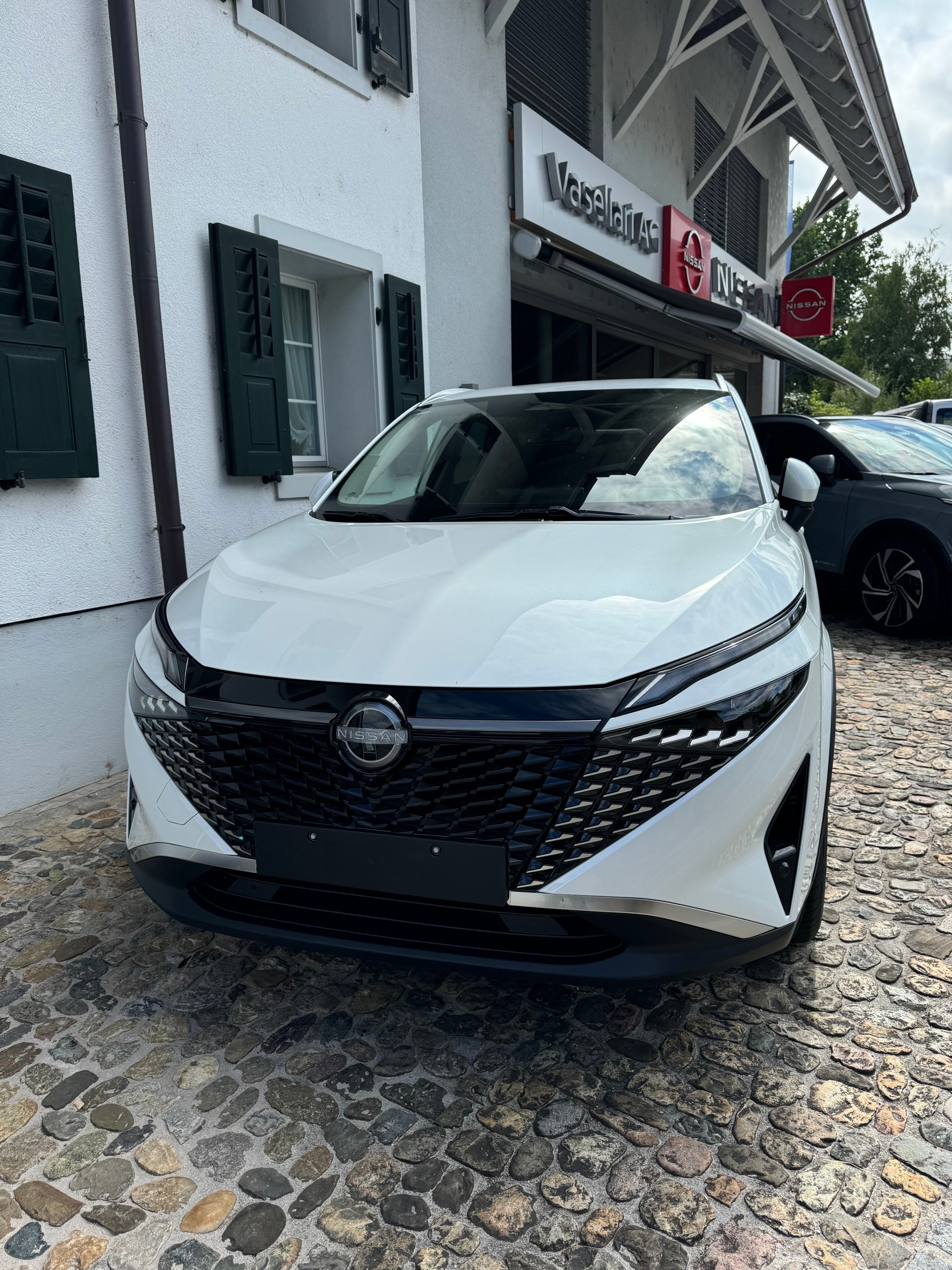 NISSAN Qashqai 1.5 VC-T e-Power N-Connecta-image-13