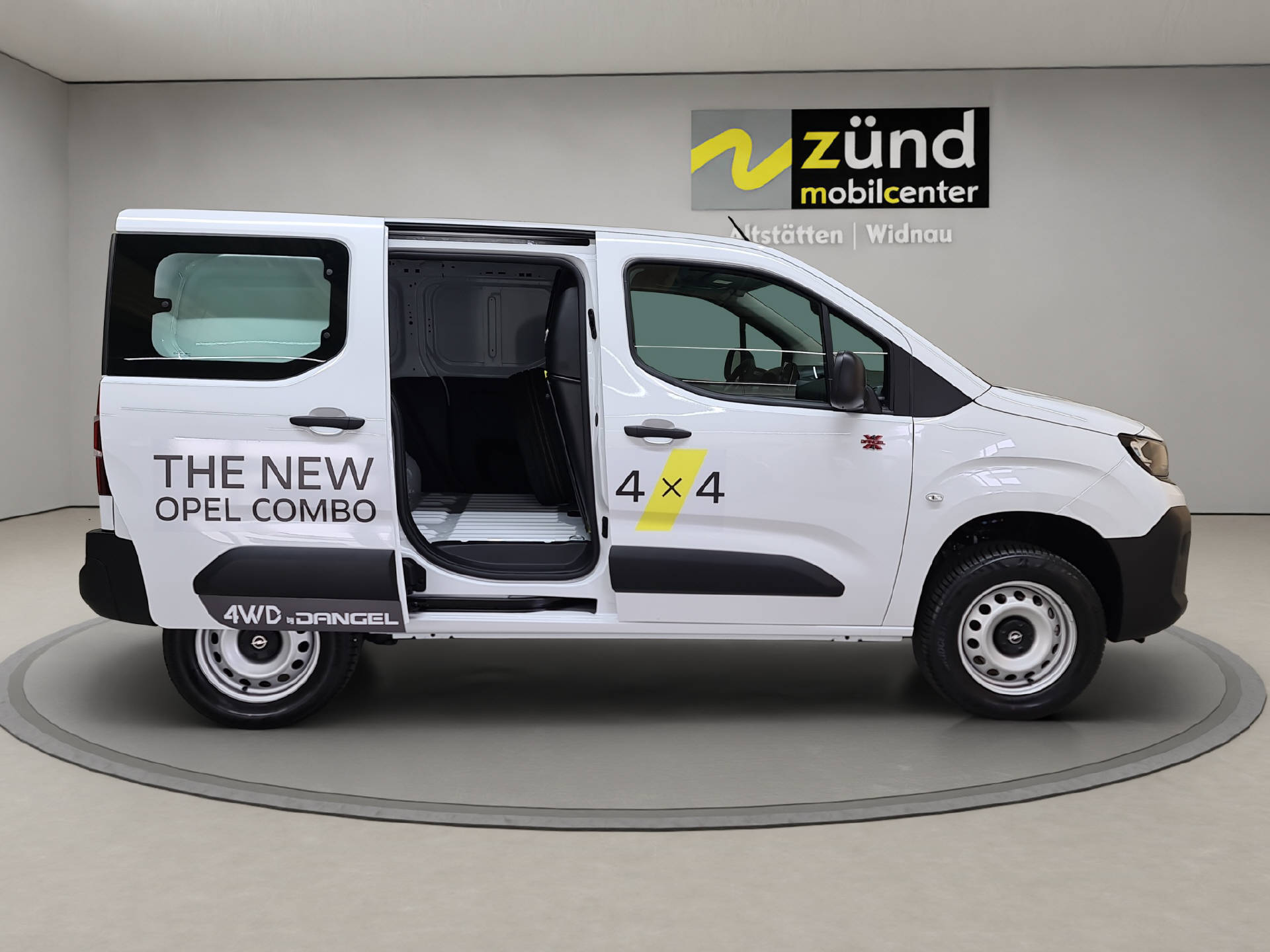 OPEL Combo Cargo 2.4 t 1.5 D S/S 4x4 Automat-image-11
