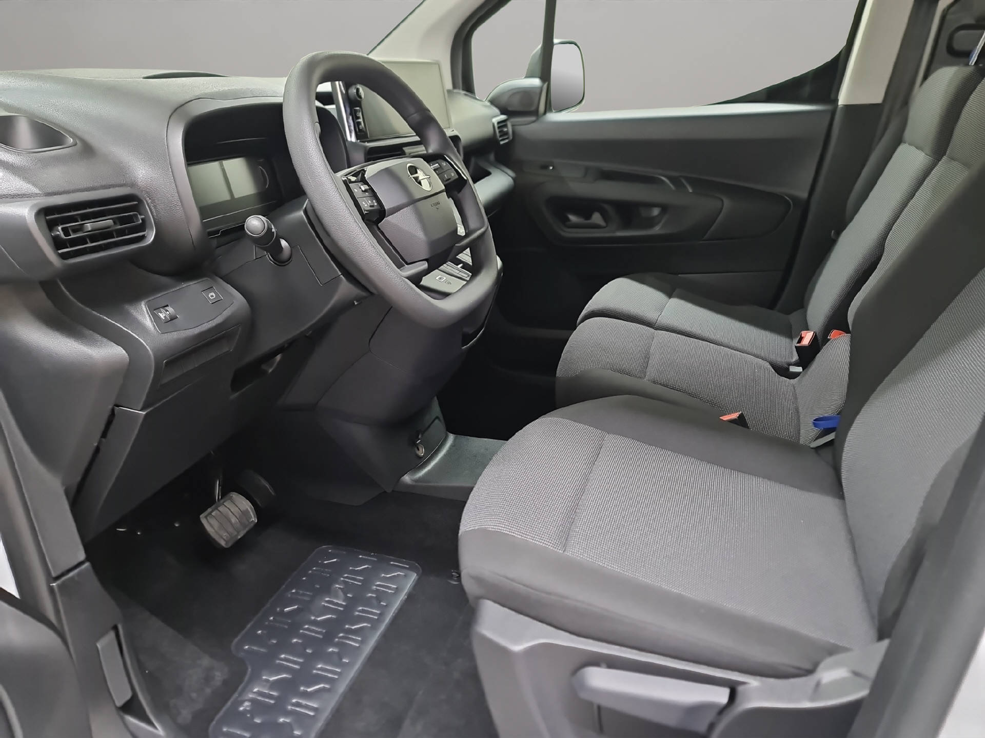 OPEL Combo Cargo 2.4 t 1.5 D S/S 4x4 Automat-image-5