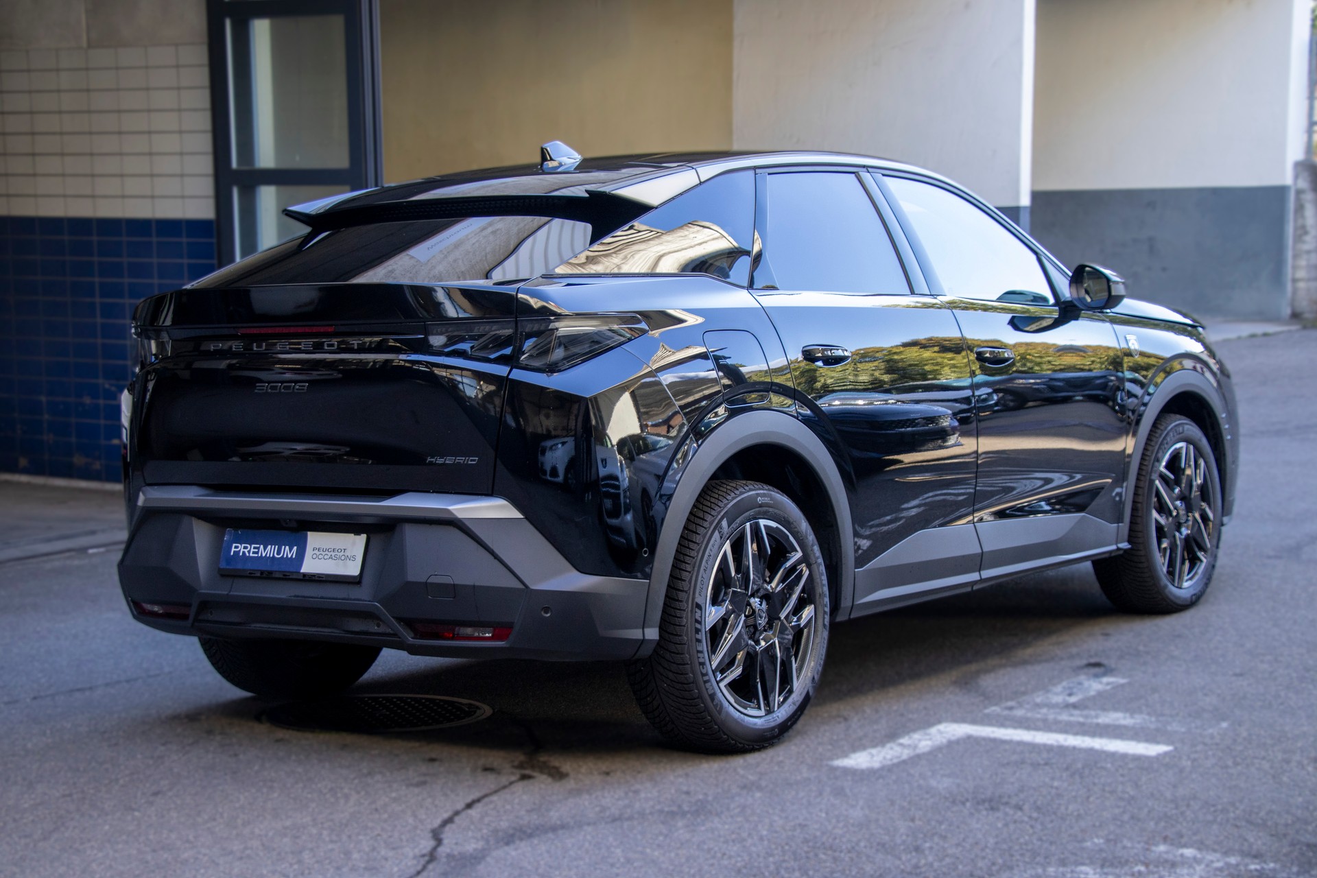 PEUGEOT 3008 145 e-DCS6 Hybrid GT-showroom-element-2