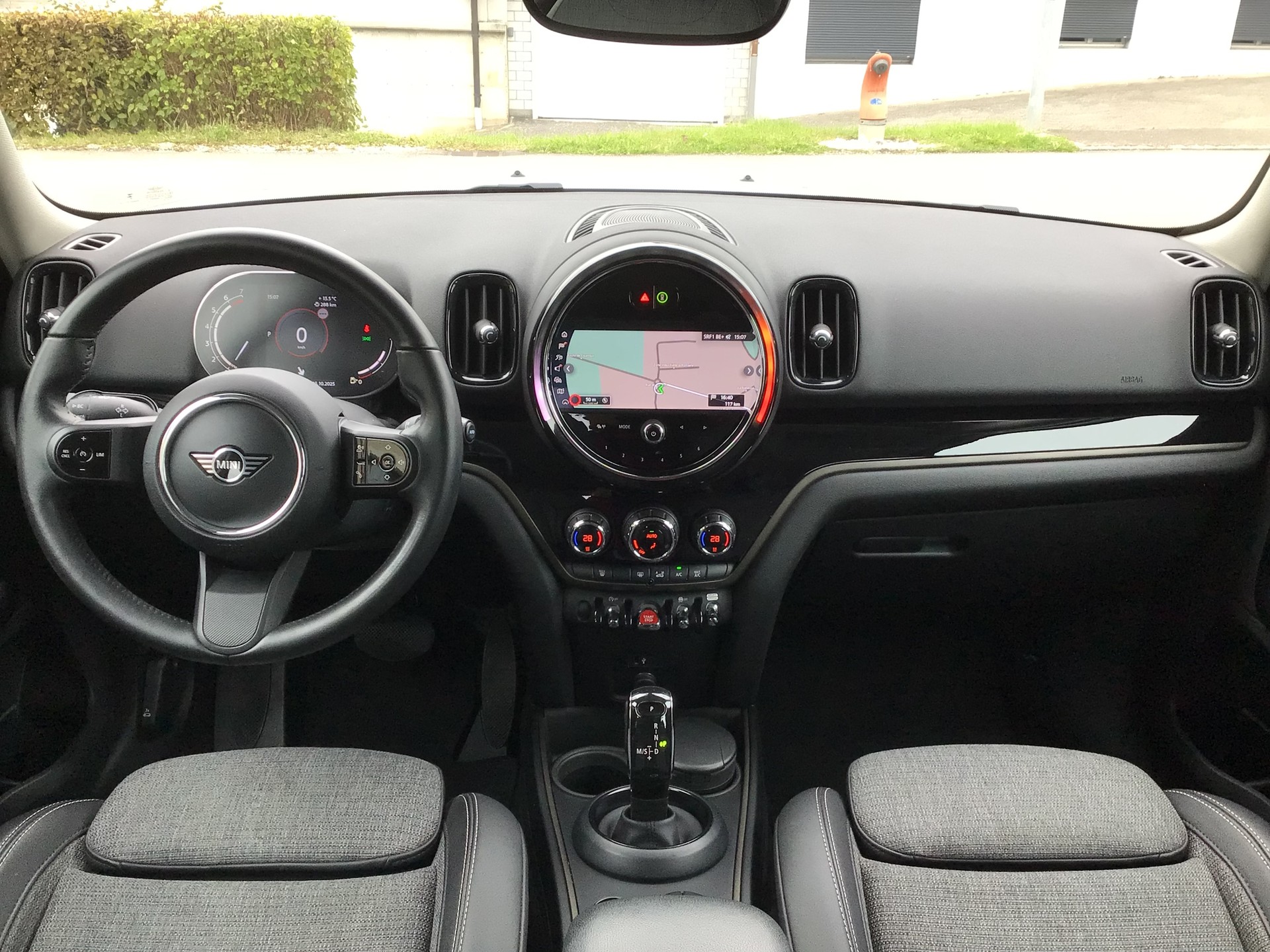 MINI Countryman Cooper ALL4 Steptronic-image-10
