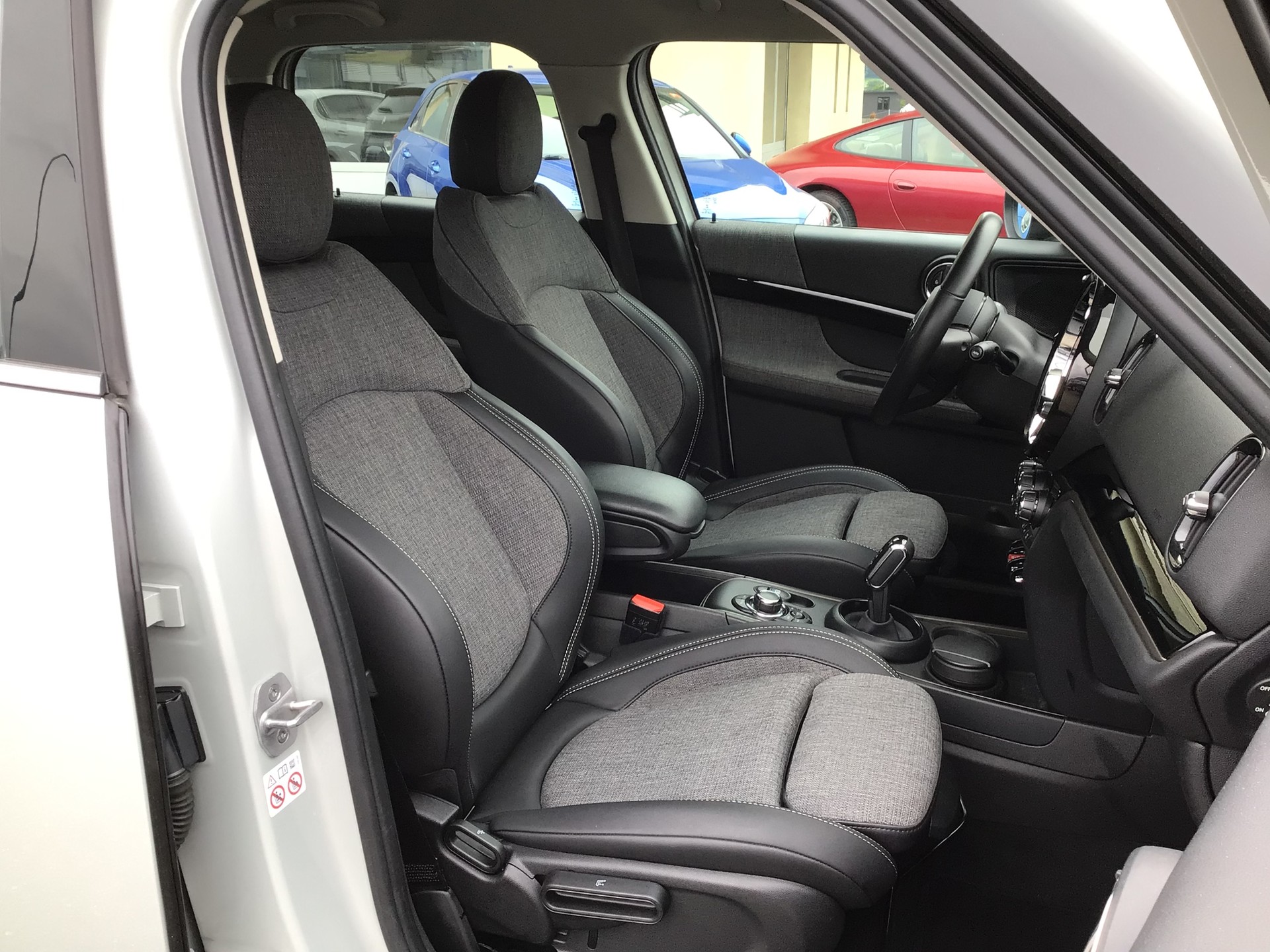 MINI Countryman Cooper ALL4 Steptronic-image-9