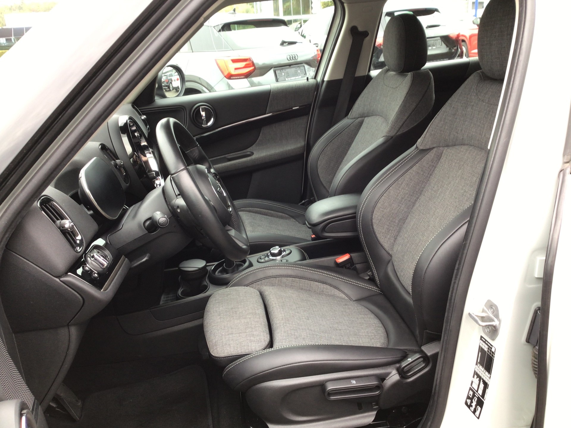 MINI Countryman Cooper ALL4 Steptronic-image-7