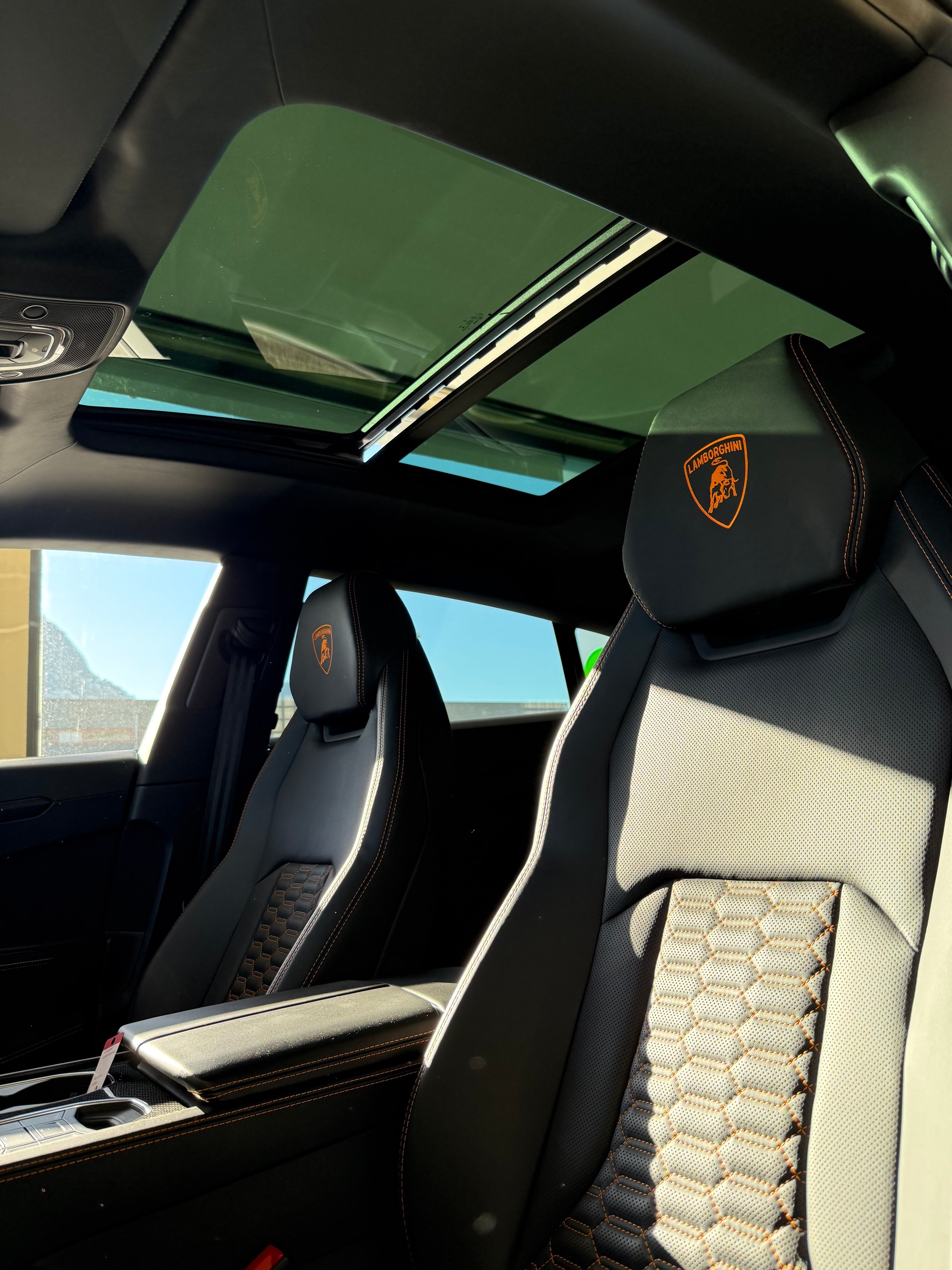 LAMBORGHINI Urus E-Gear-image-15
