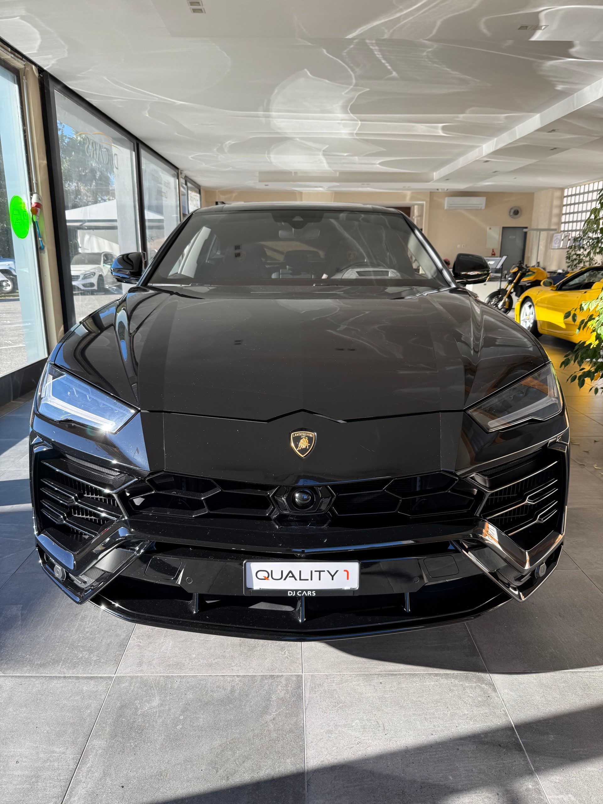 LAMBORGHINI Urus E-Gear-image-7