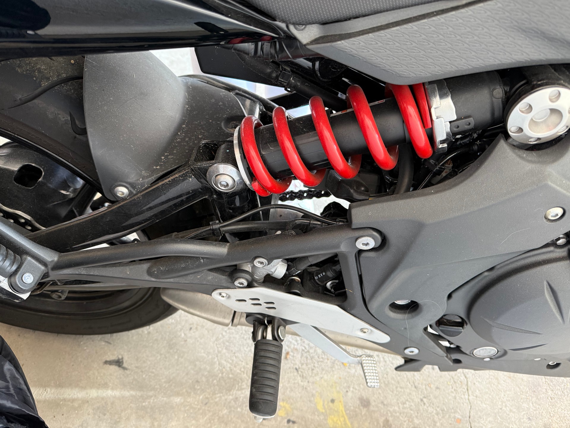 KAWASAKI ER-6 n ABS-image-3