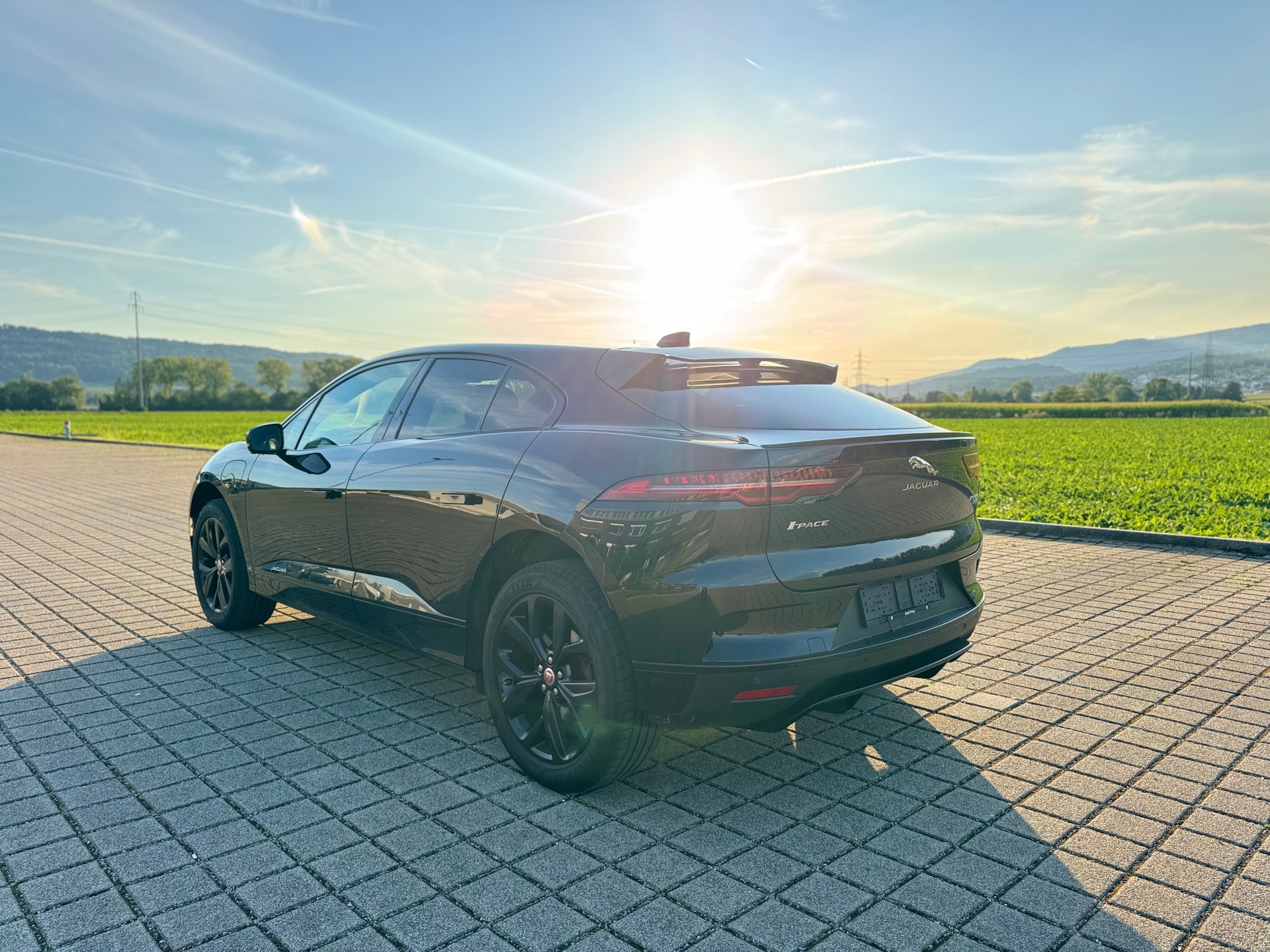 JAGUAR I-Pace EV400 HSE AWD-image-5