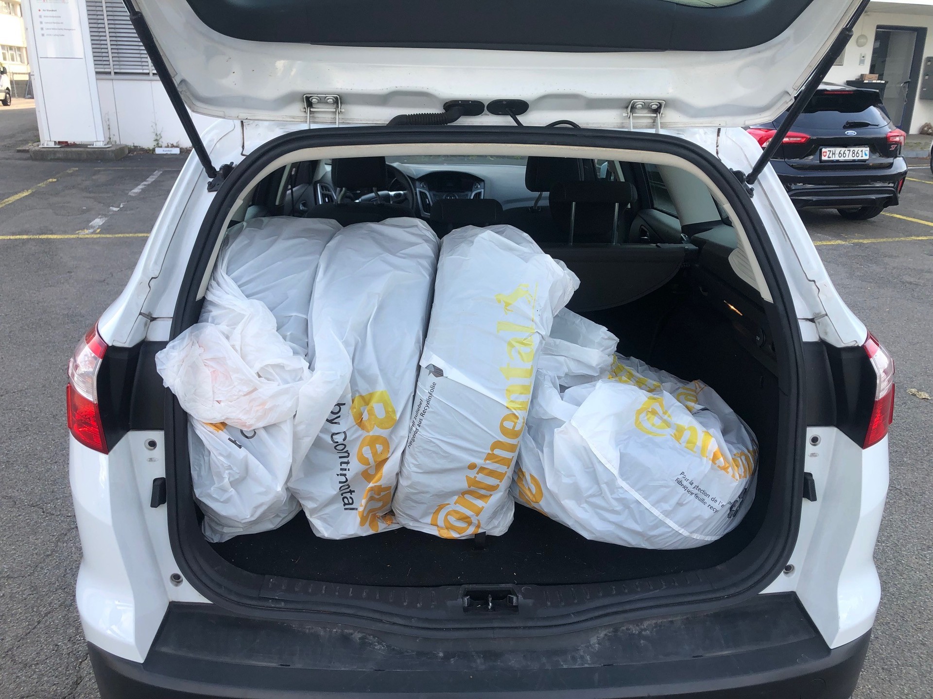 FORD Focus 2.0 TDCi Trend PowerShift-image-4