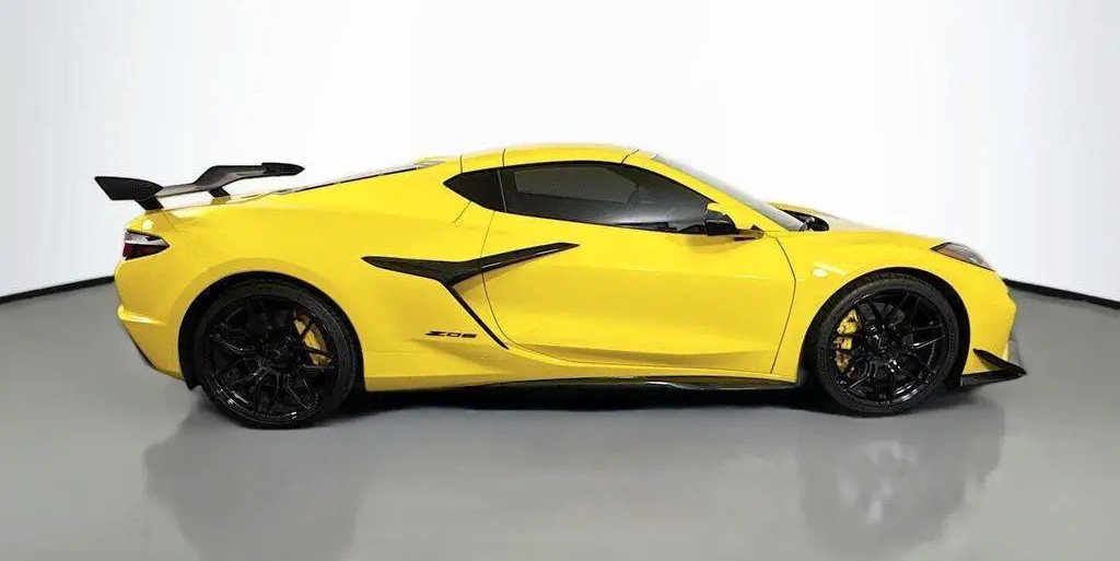 CHEVROLET Corvette Z06 2LZ-image-31