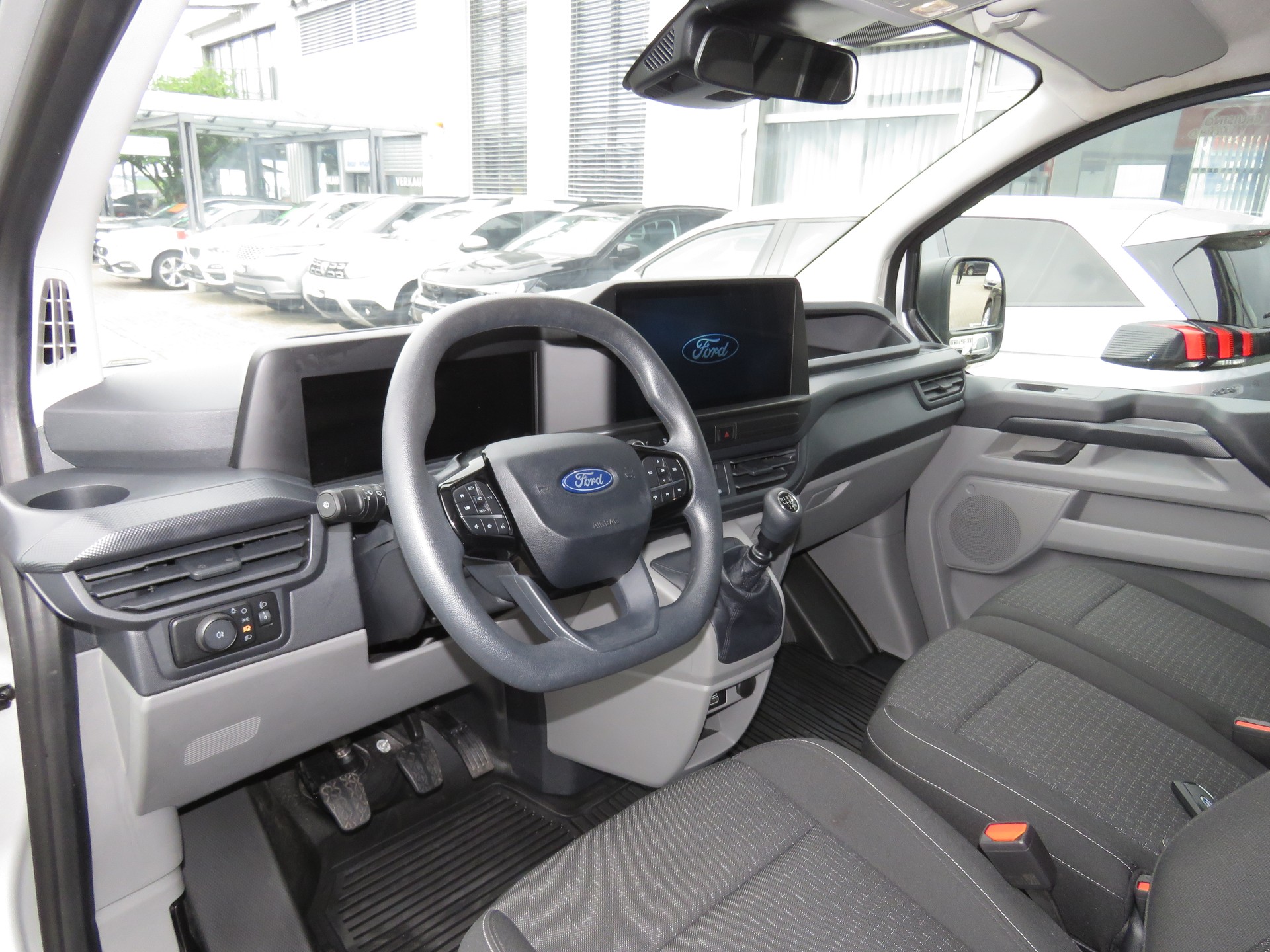 FORD Transit Custom Van 280 L1H1 Trend (NL 864 kg)-image-6