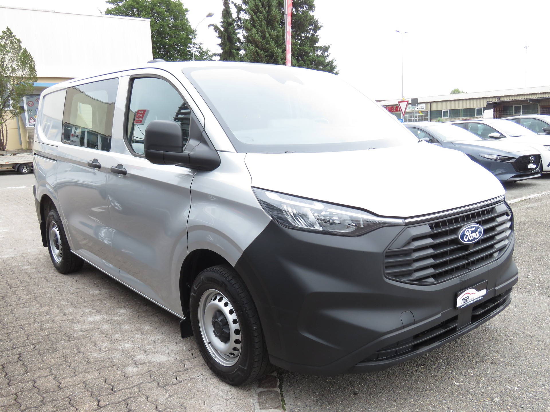 FORD Transit Custom Van 280 L1H1 Trend (NL 864 kg)-showroom-element-2