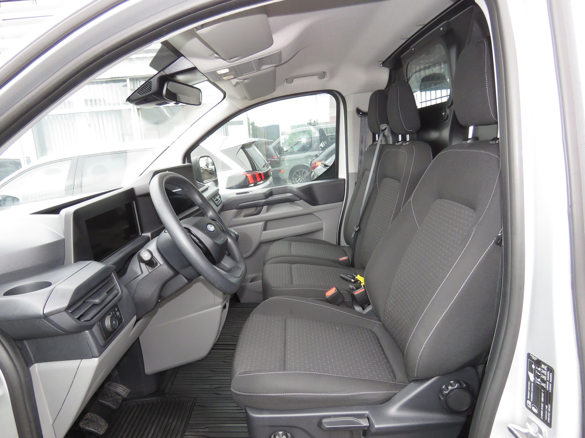 FORD Transit Custom Van 280 L1H1 Trend (NL 864 kg)-image-7