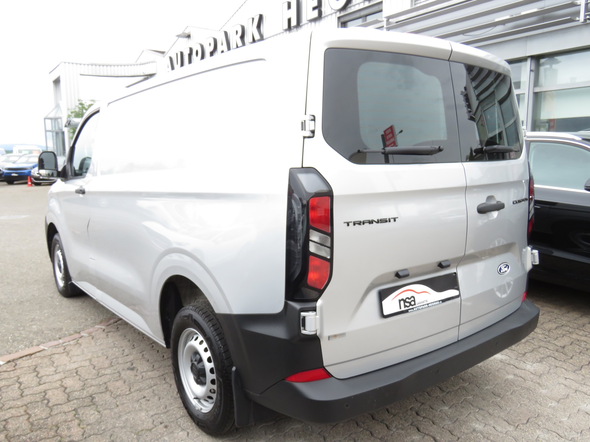 FORD Transit Custom Van 280 L1H1 Trend (NL 864 kg)-image-5