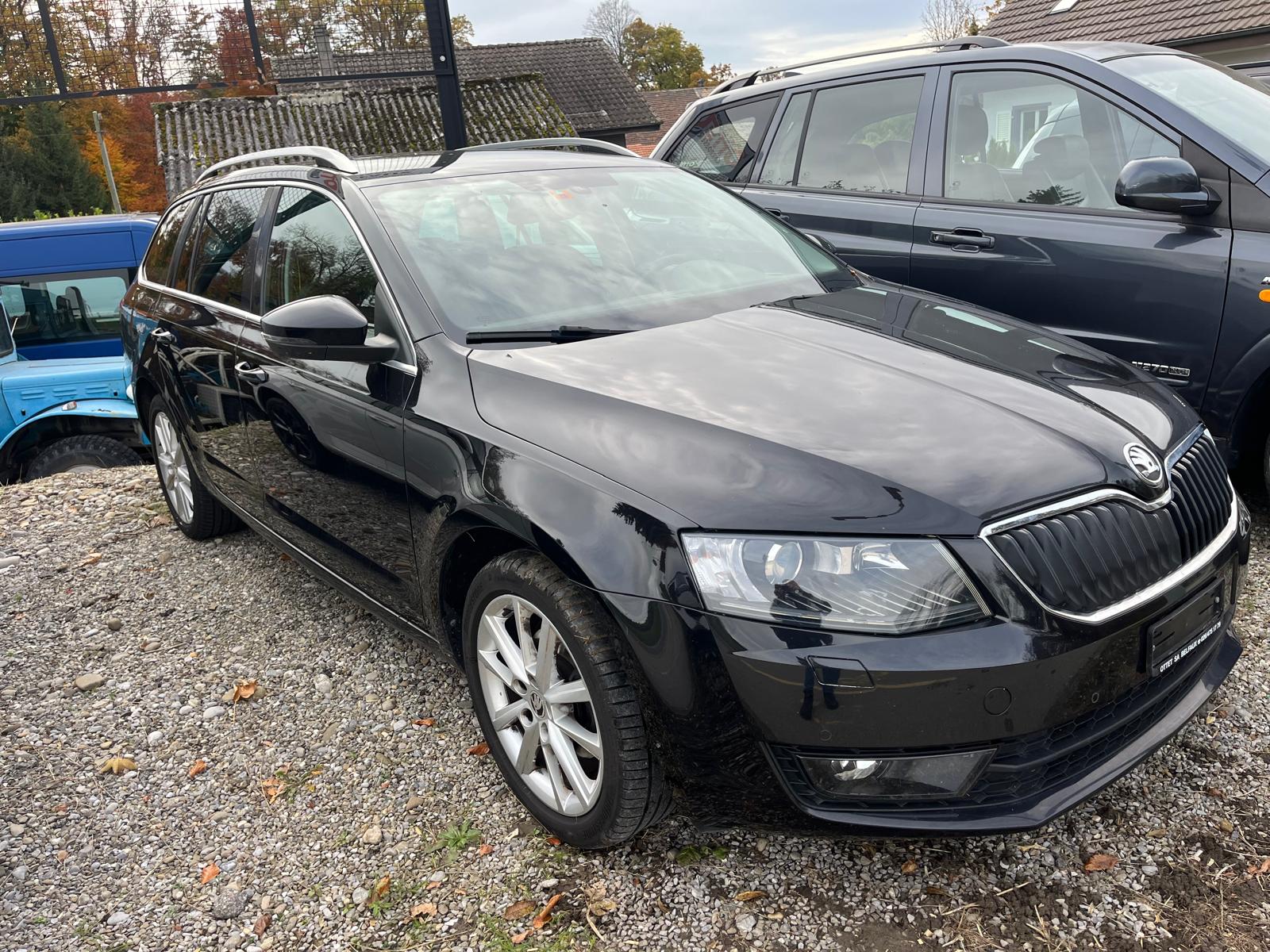 SKODA Octavia Combi 2.0 TDI Ambition 4x4