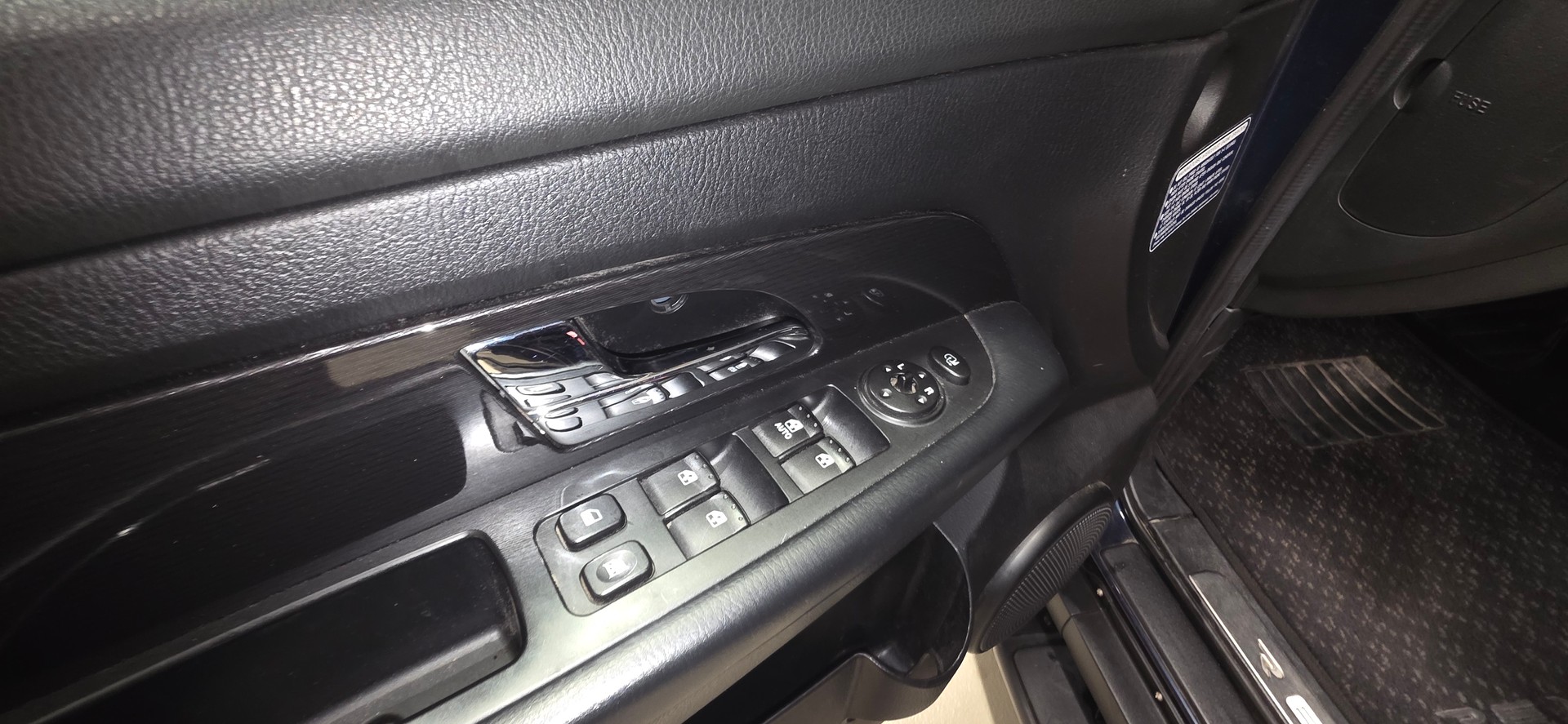 KGM-SsangYong Rexton RX 270 XVT Genesis Automatic-image-12
