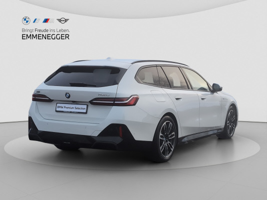 BMW 520d xDr 48V Tour M Sport-showroom-element-3