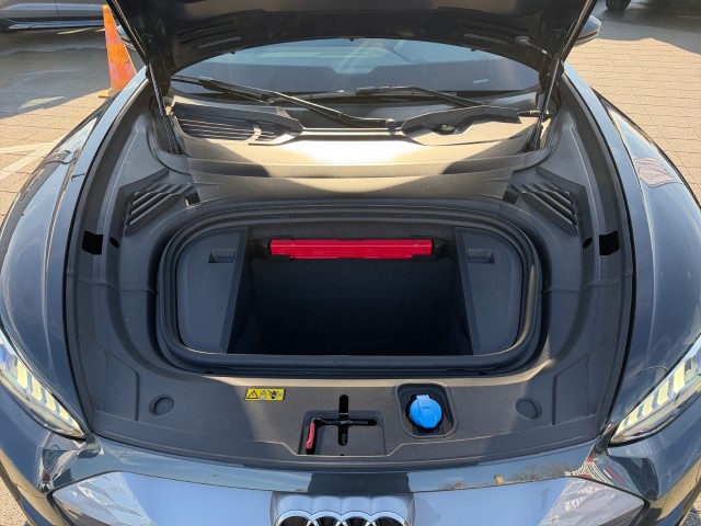 AUDI e-tron GT quattro-image-19