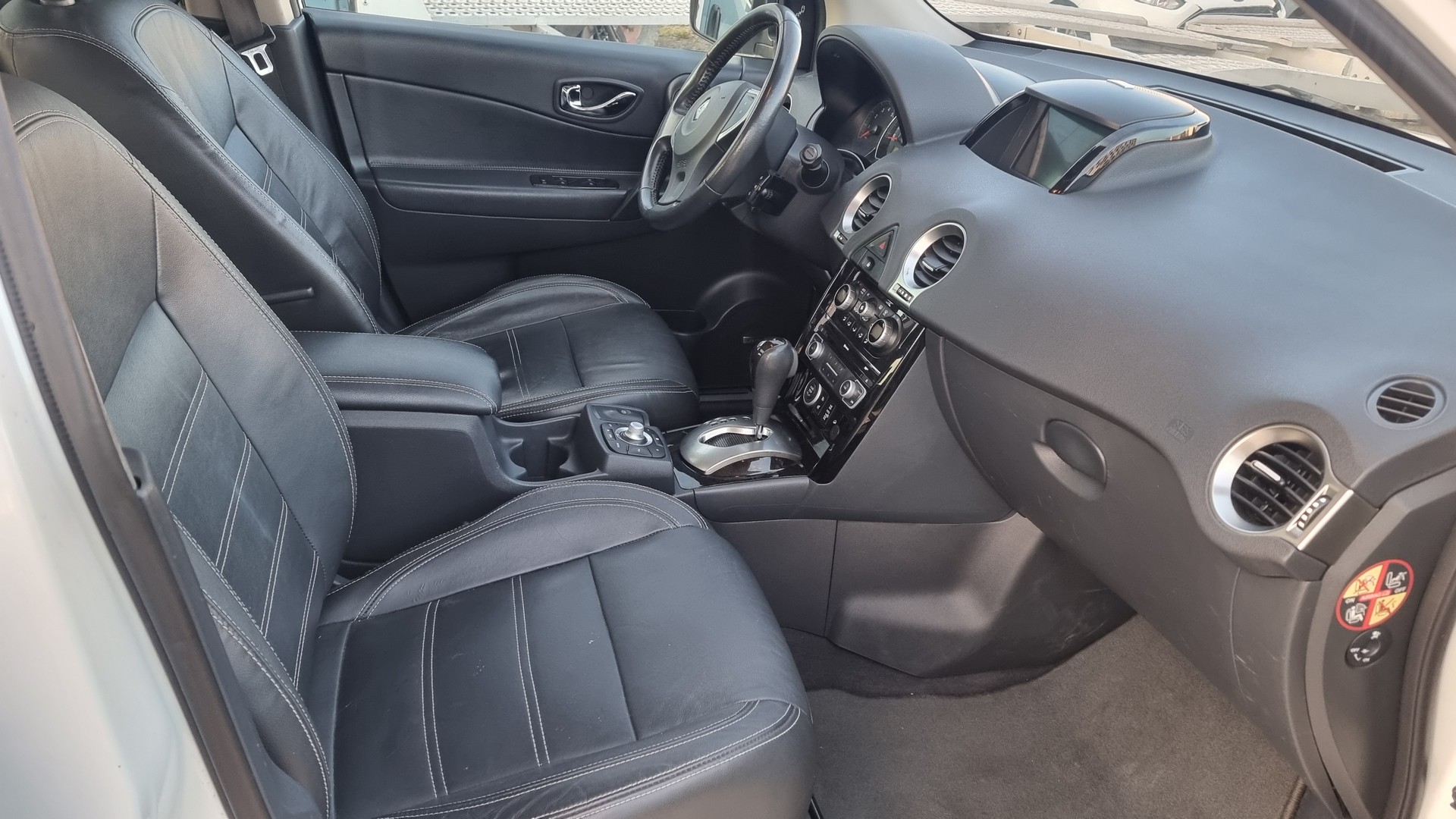 RENAULT Koleos 2.0 dCi Exception 4x4 Automatic-image-10