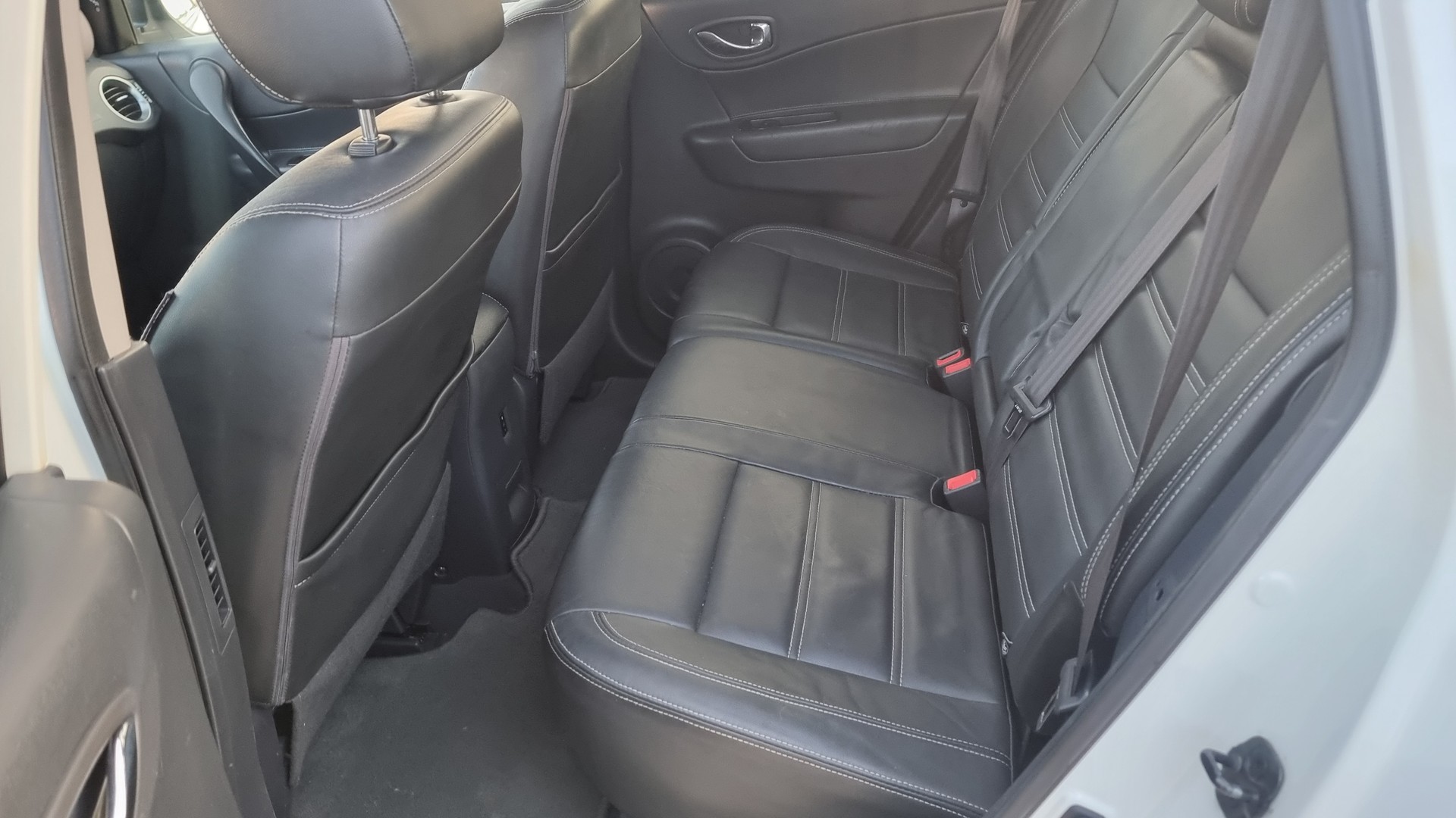 RENAULT Koleos 2.0 dCi Exception 4x4 Automatic-image-9
