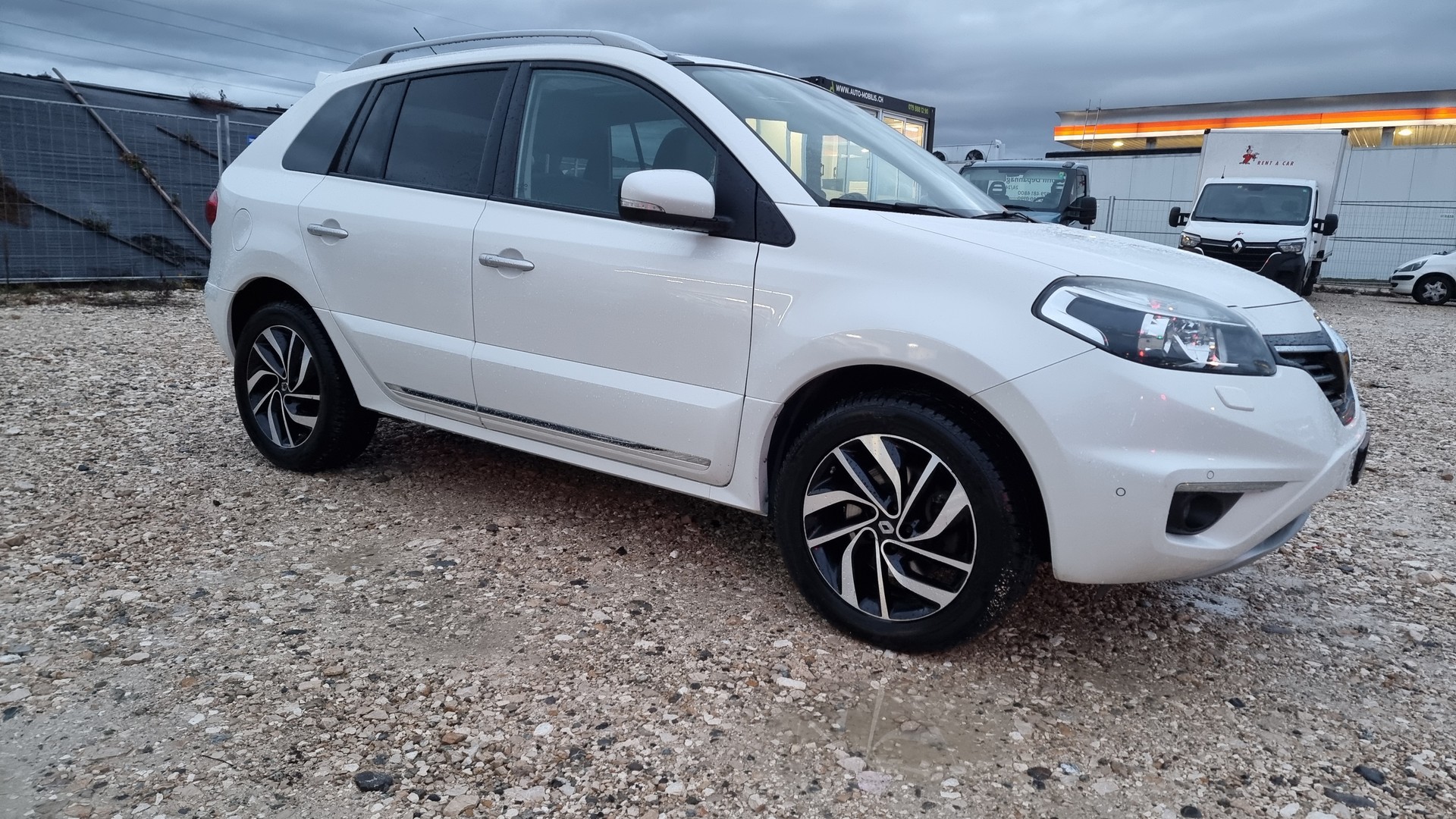 RENAULT Koleos 2.0 dCi Exception 4x4 Automatic-image-1