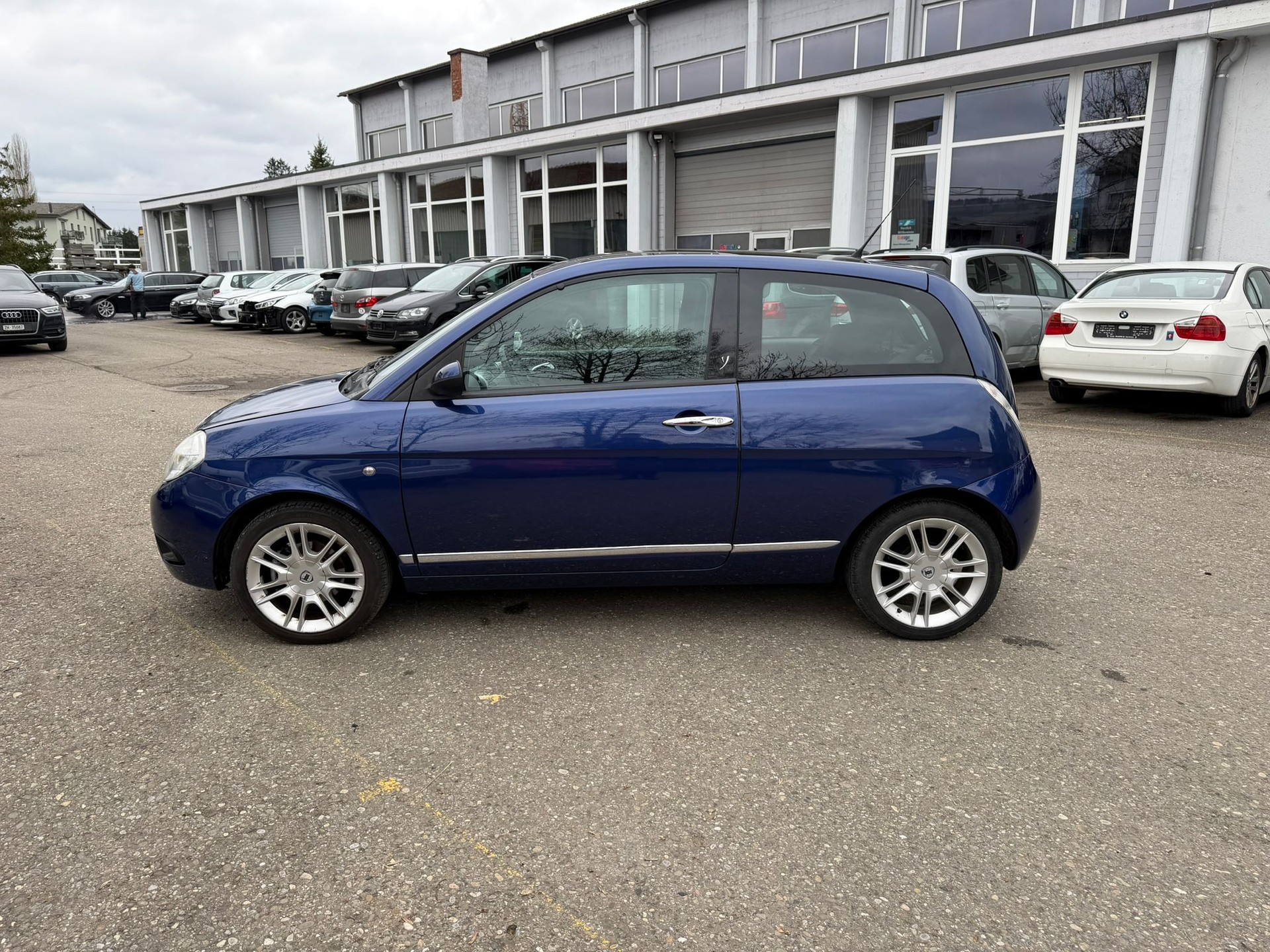 LANCIA Ypsilon 1.4 16V Platino-showroom-element-2