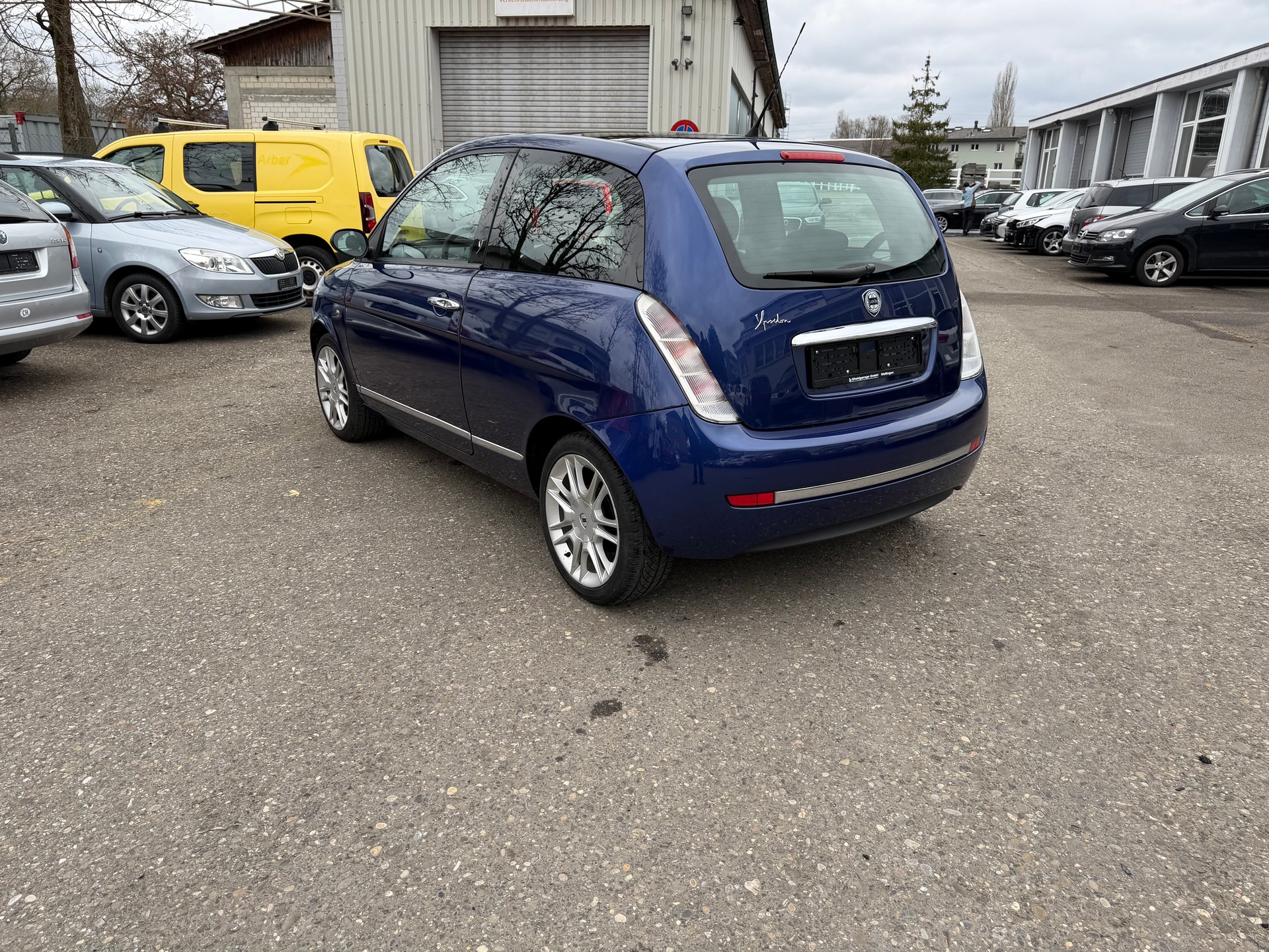 LANCIA Ypsilon 1.4 16V Platino-image-4