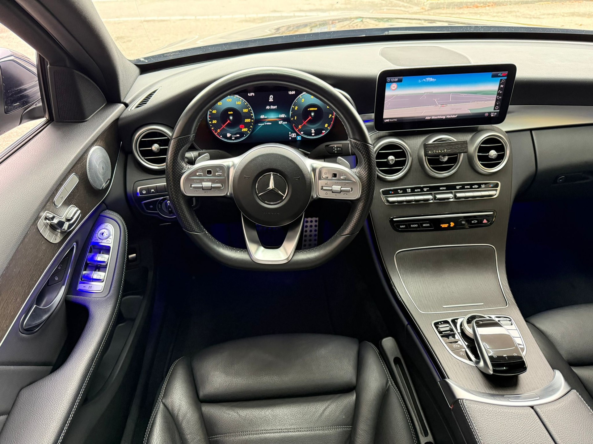 MERCEDES-BENZ C 400 4Matic AMG Line ▪ Facelift ▪ 9G-Tronic-image-17