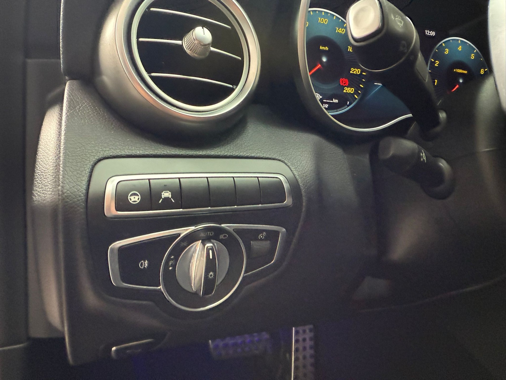 MERCEDES-BENZ C 400 4Matic AMG Line ▪ Facelift ▪ 9G-Tronic-image-18