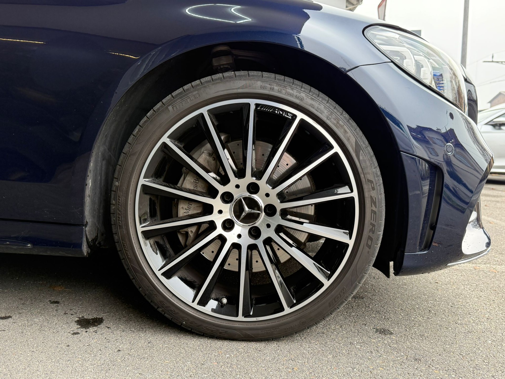MERCEDES-BENZ C 400 4Matic AMG Line ▪ Facelift ▪ 9G-Tronic-showroom-element-3