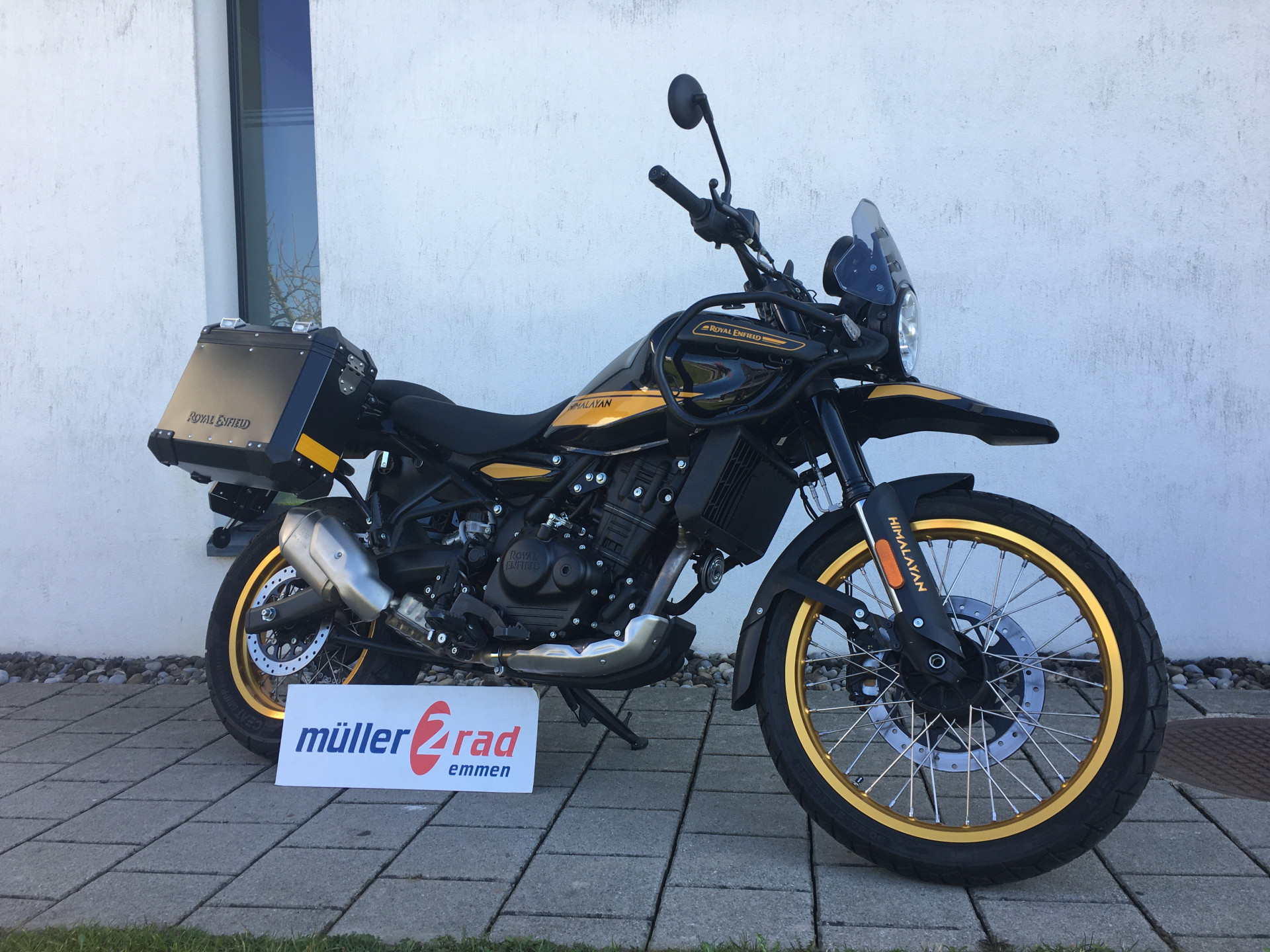 ROYAL ENFIELD Himalayan 452
