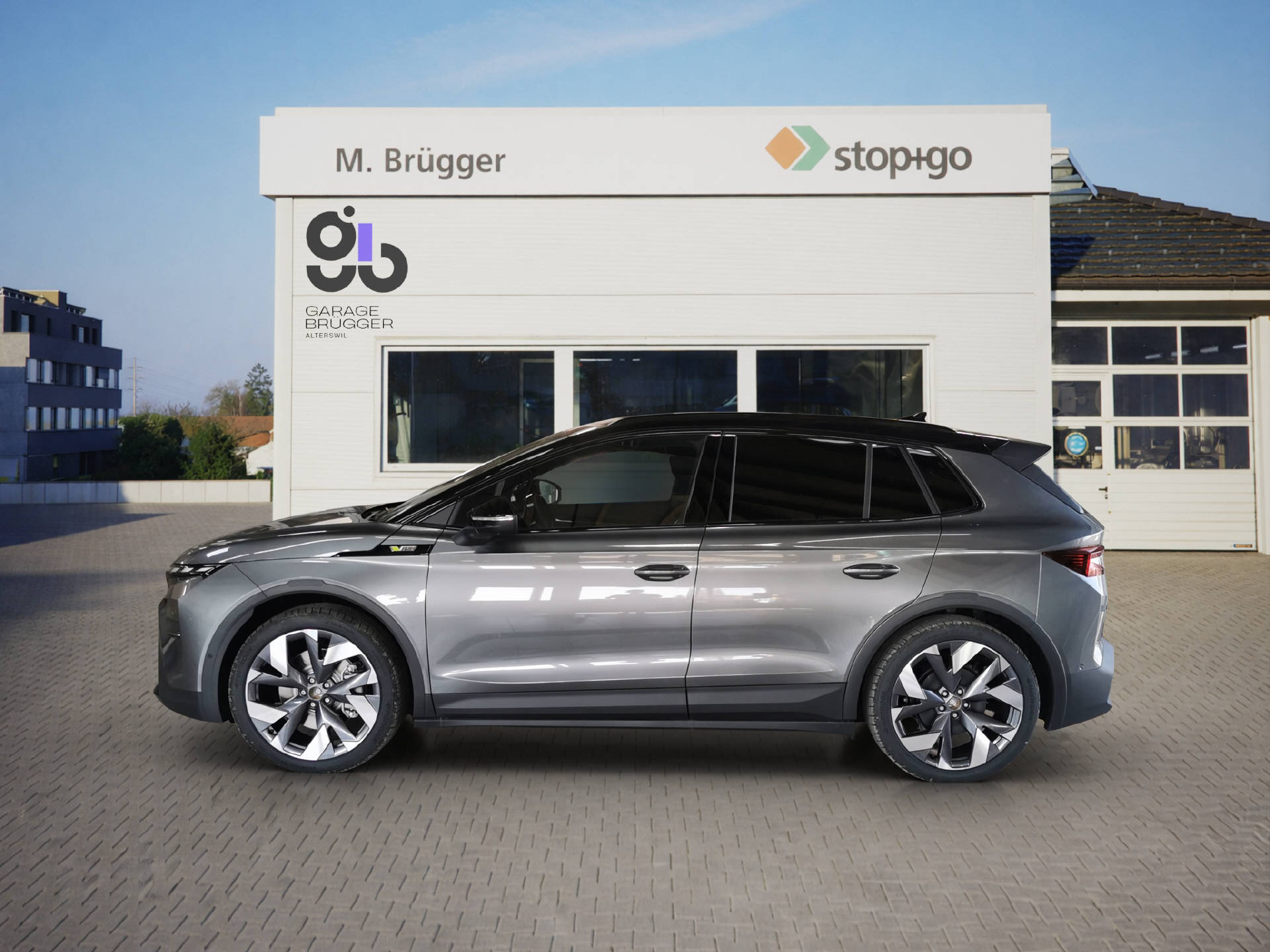 SKODA Elroq RS 4x4-image-2