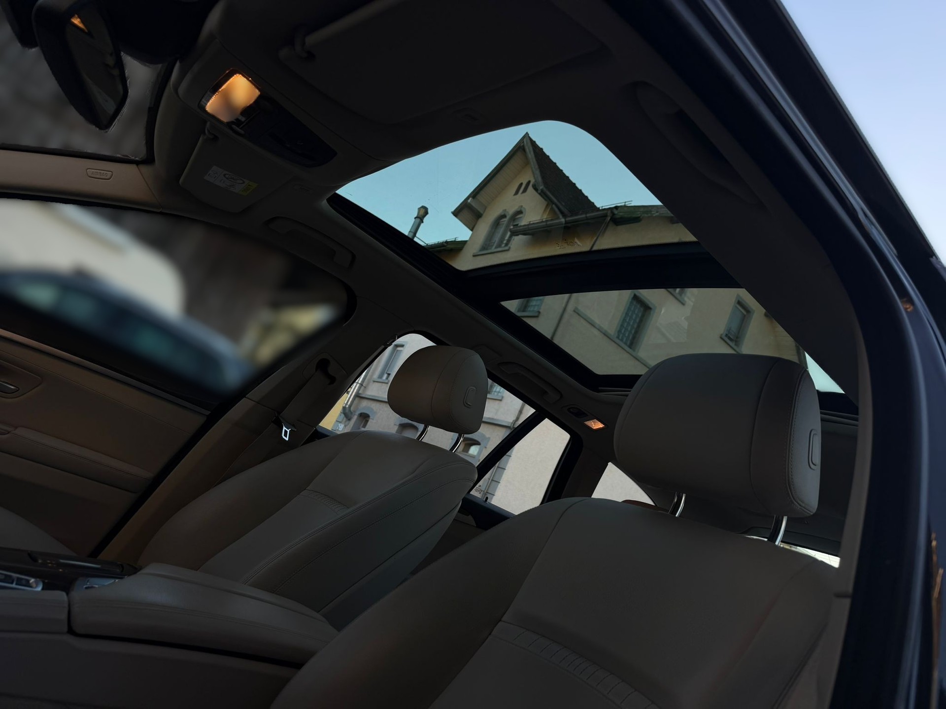 BMW 535d Touring xDrive Steptronic-image-14