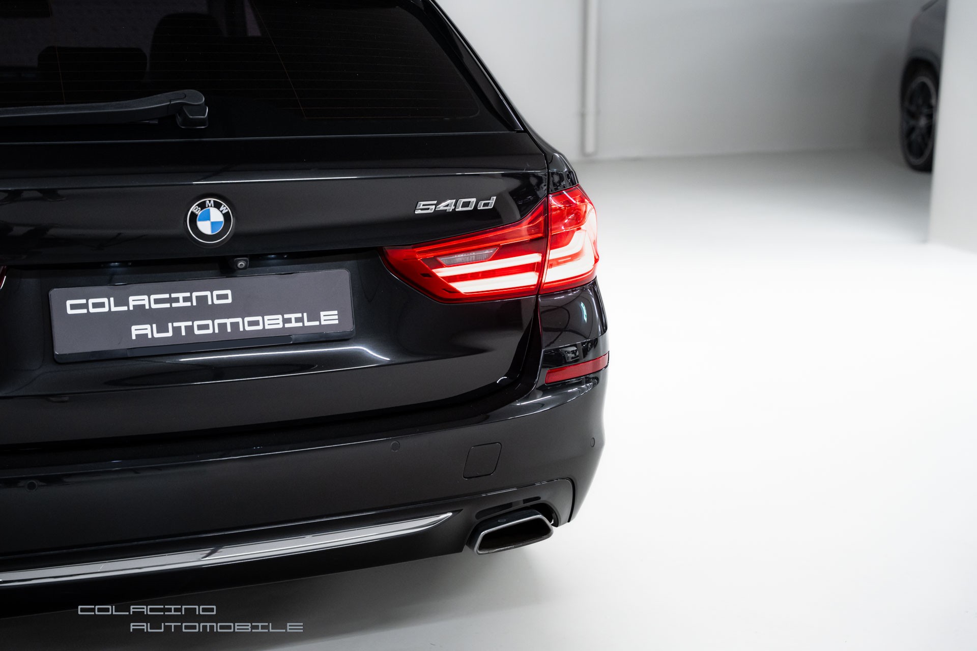 BMW 540d xDrive Touring Luxury Line Steptronic-image-7