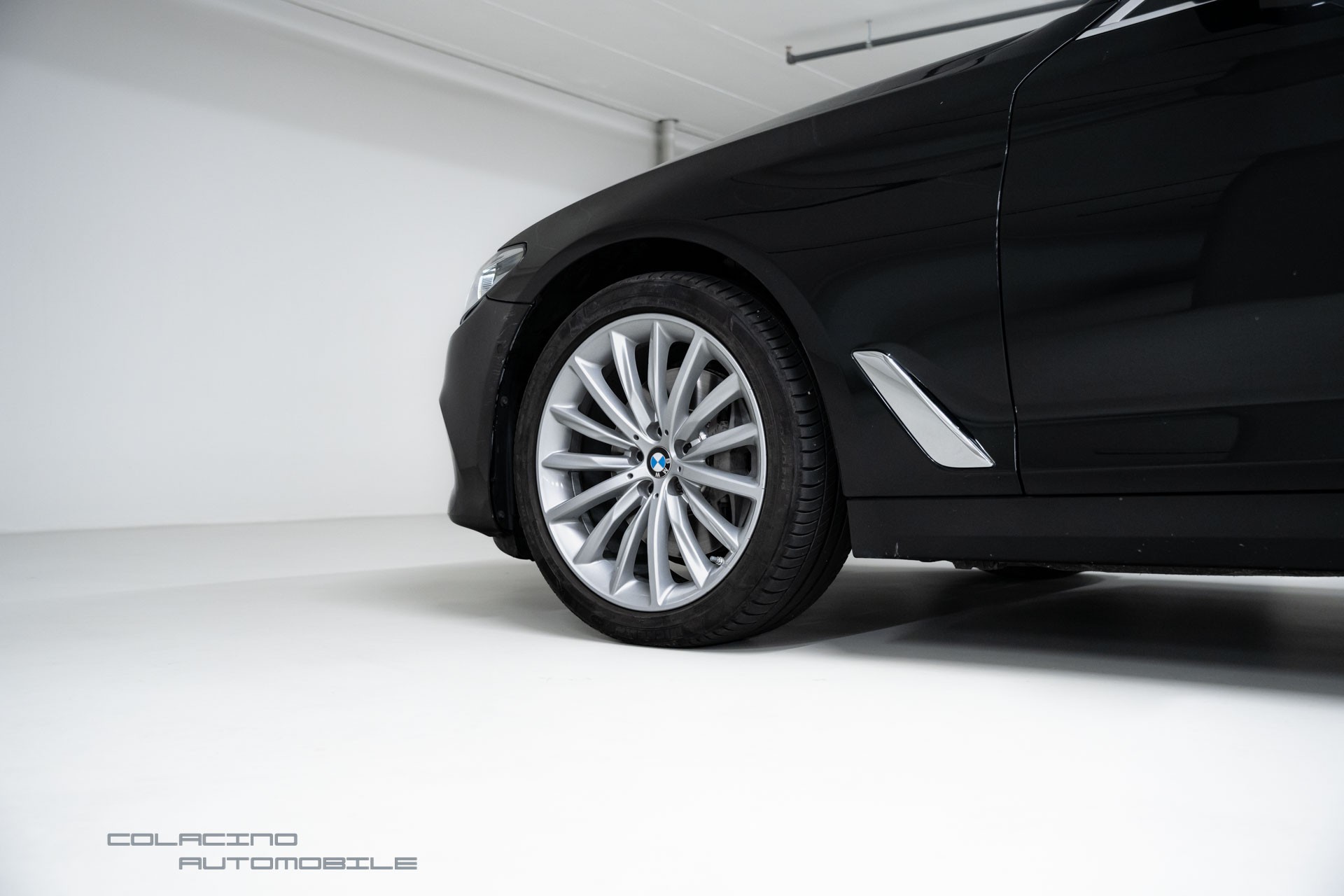 BMW 540d xDrive Touring Luxury Line Steptronic-image-11