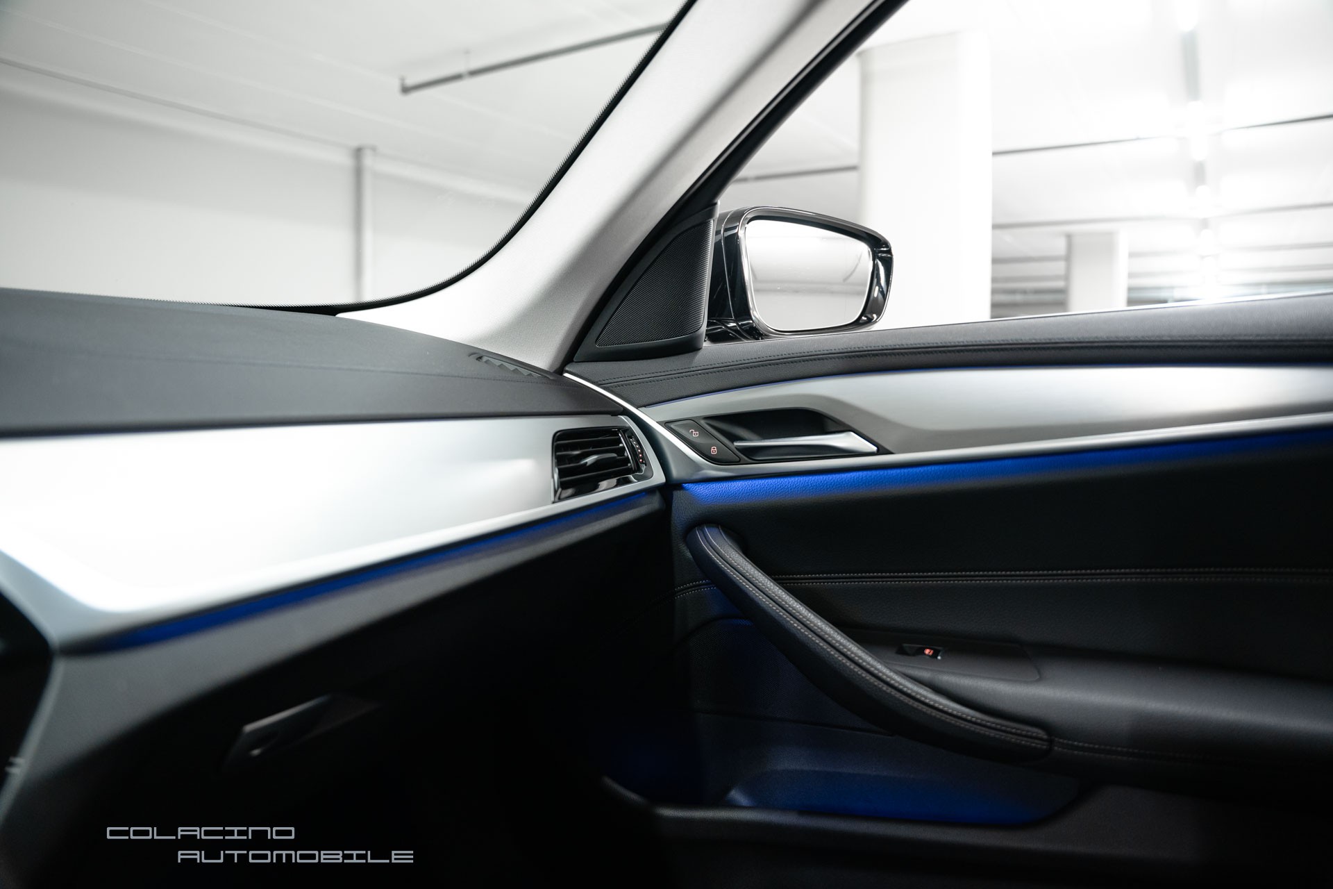 BMW 540d xDrive Touring Luxury Line Steptronic-image-22