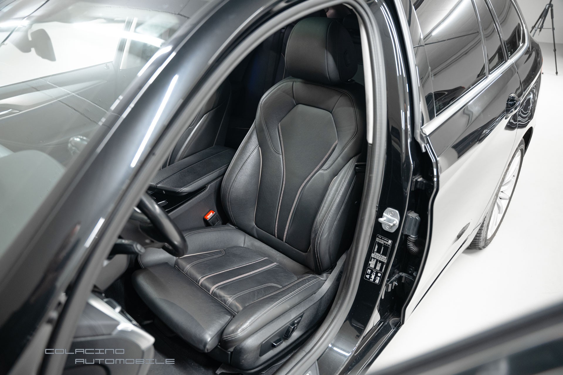 BMW 540d xDrive Touring Luxury Line Steptronic-image-13