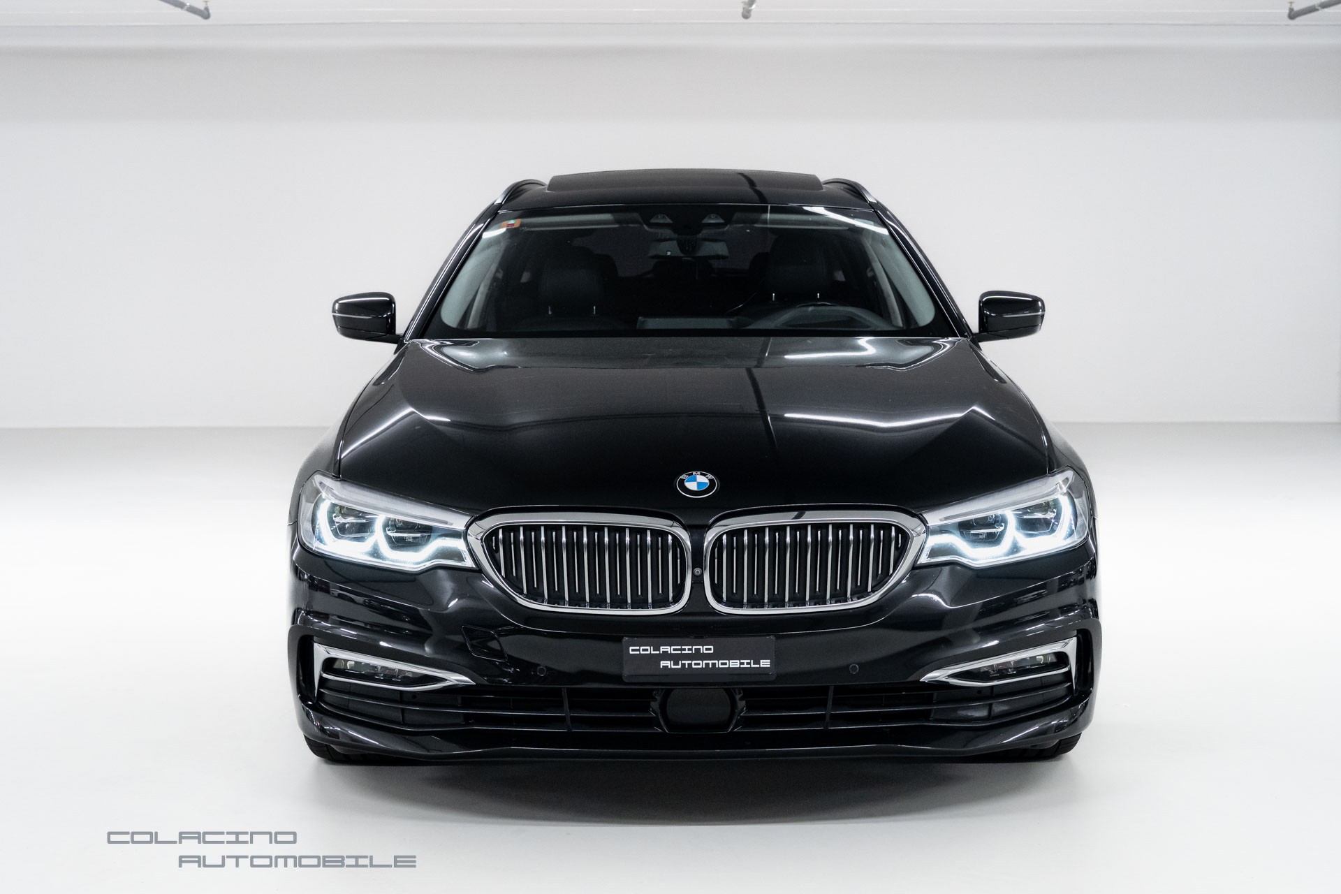 BMW 540d xDrive Touring Luxury Line Steptronic-image-4