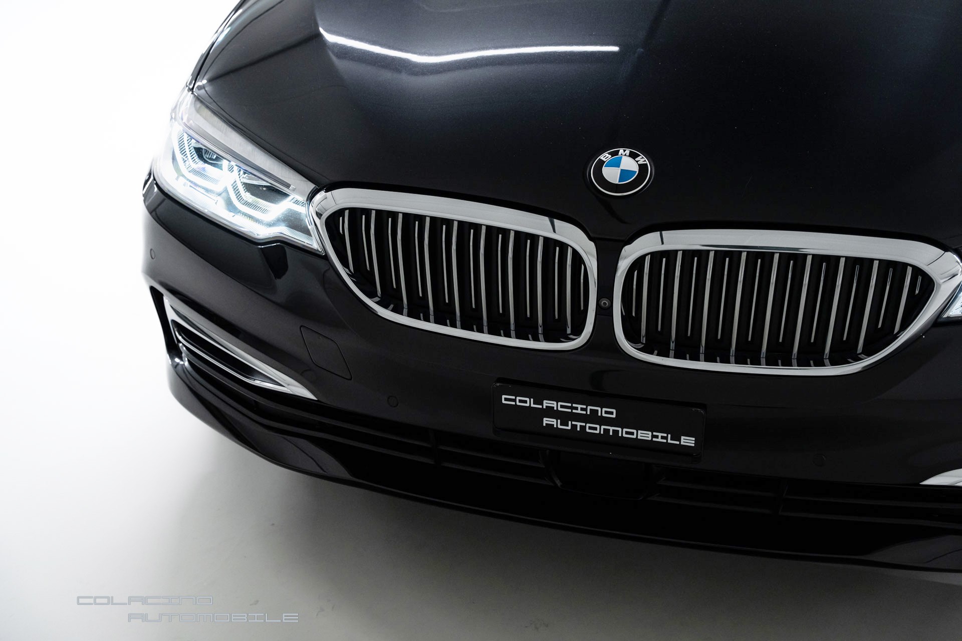 BMW 540d xDrive Touring Luxury Line Steptronic-image-9