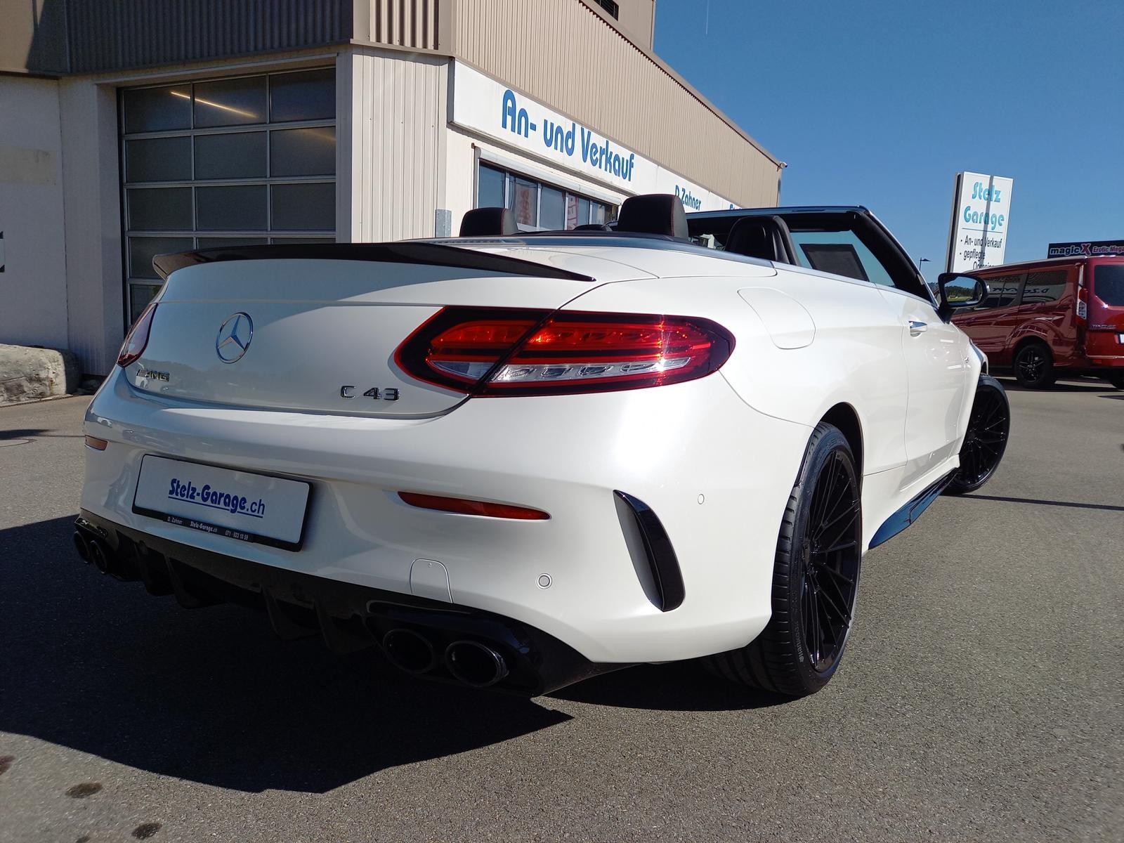 MERCEDES-BENZ C 43 Cabriolet AMG 4Matic 9G-Tronic-showroom-element-2