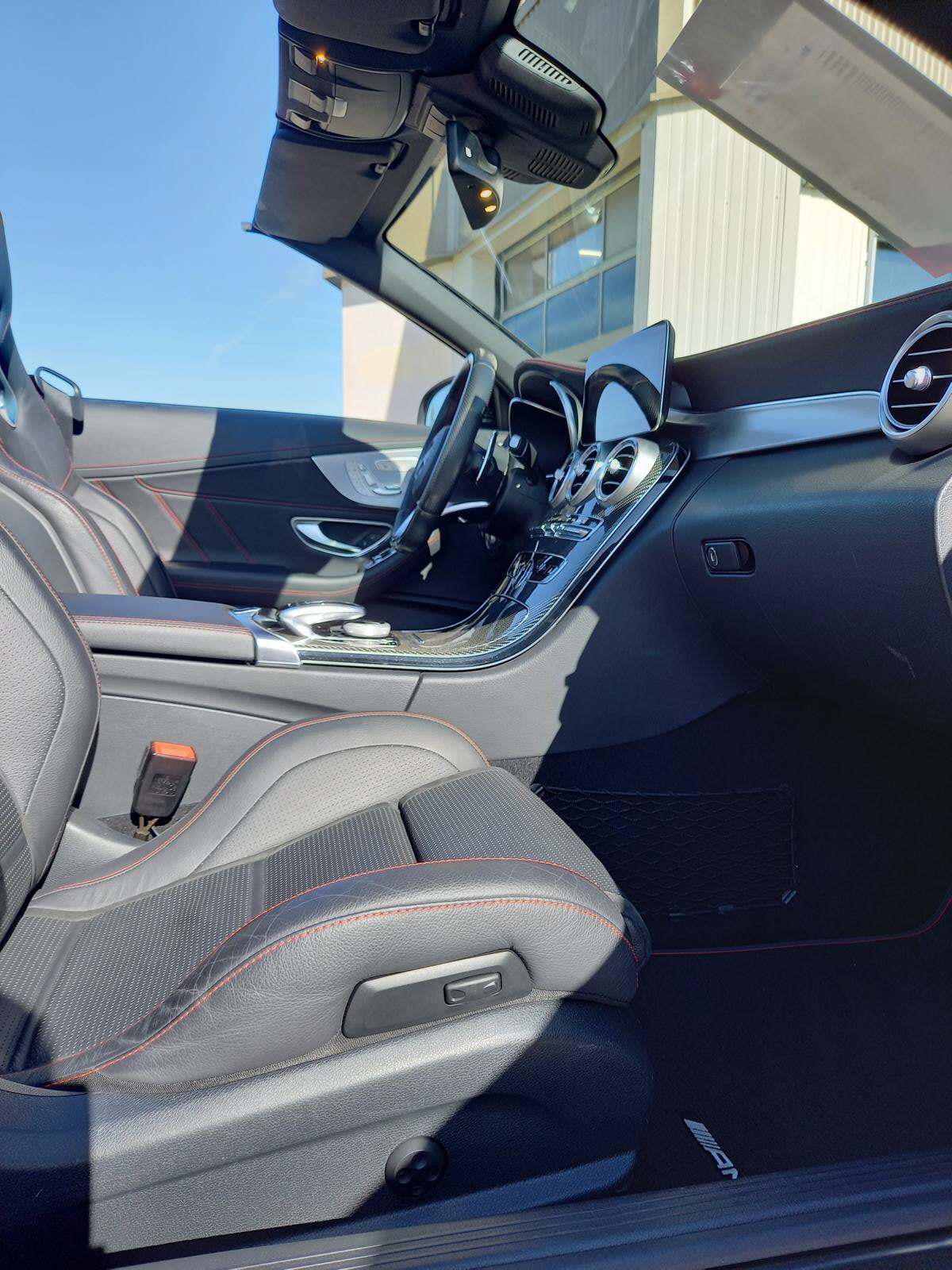 MERCEDES-BENZ C 43 Cabriolet AMG 4Matic 9G-Tronic-image-11