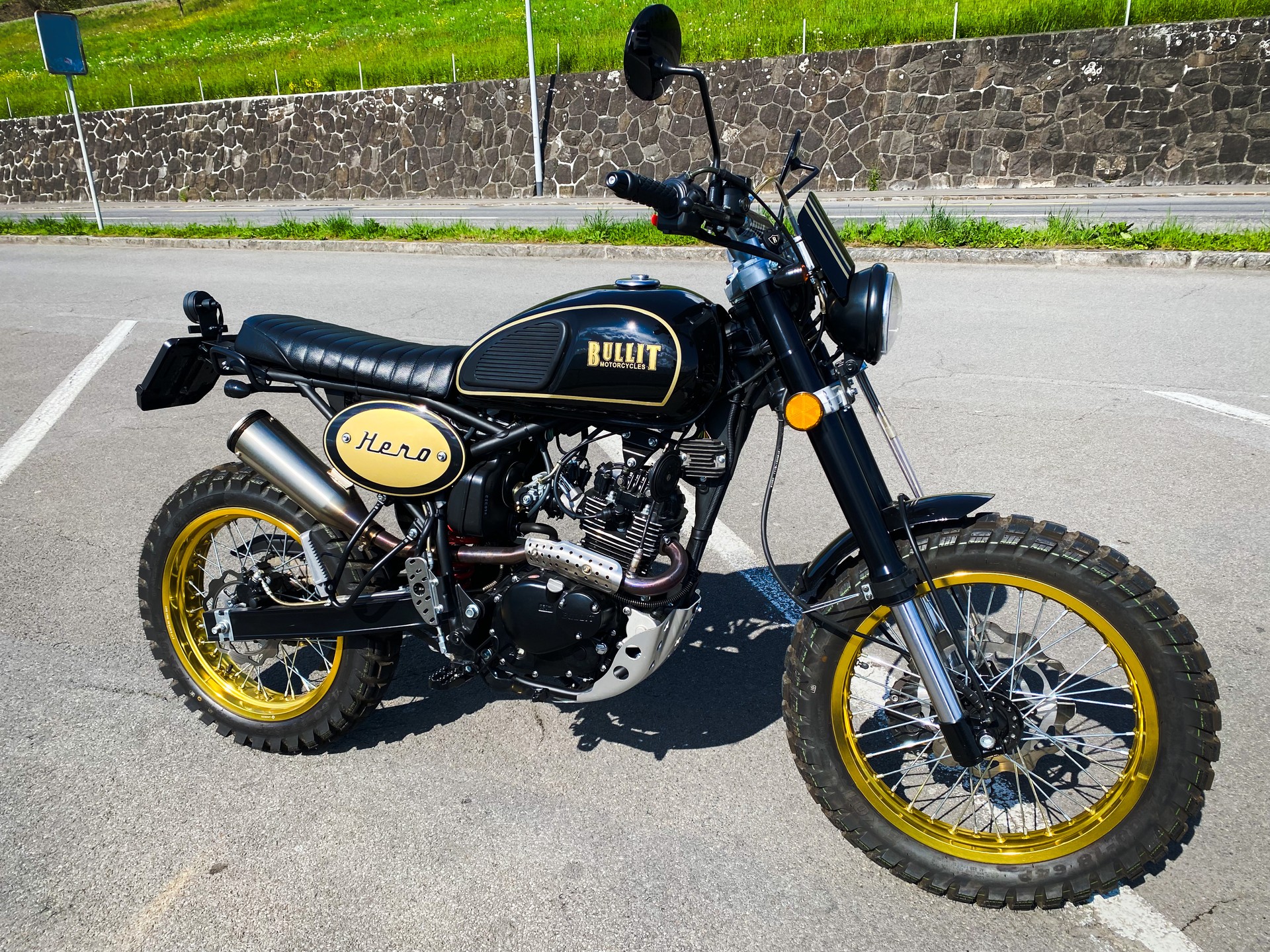 BULLIT Hero 125