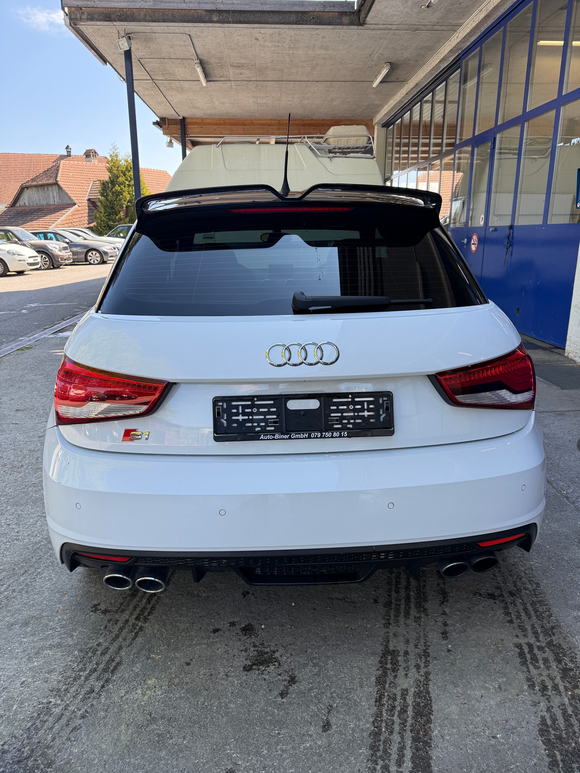 AUDI S1 Sportback 2.0 TFSI Sport quattro-image-3