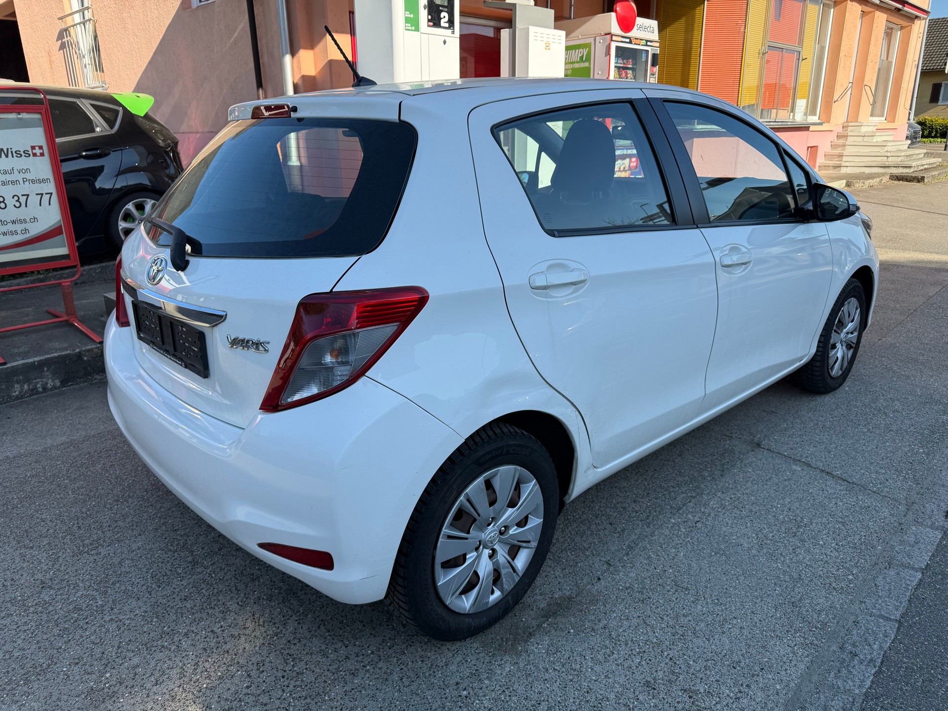 TOYOTA Yaris 1.33 Sol-image-3