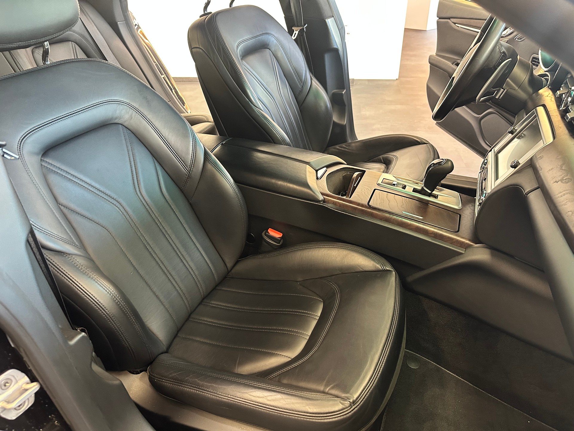 MASERATI Quattroporte 3.8 V8 DI Biturbo GTS Automatica-image-16
