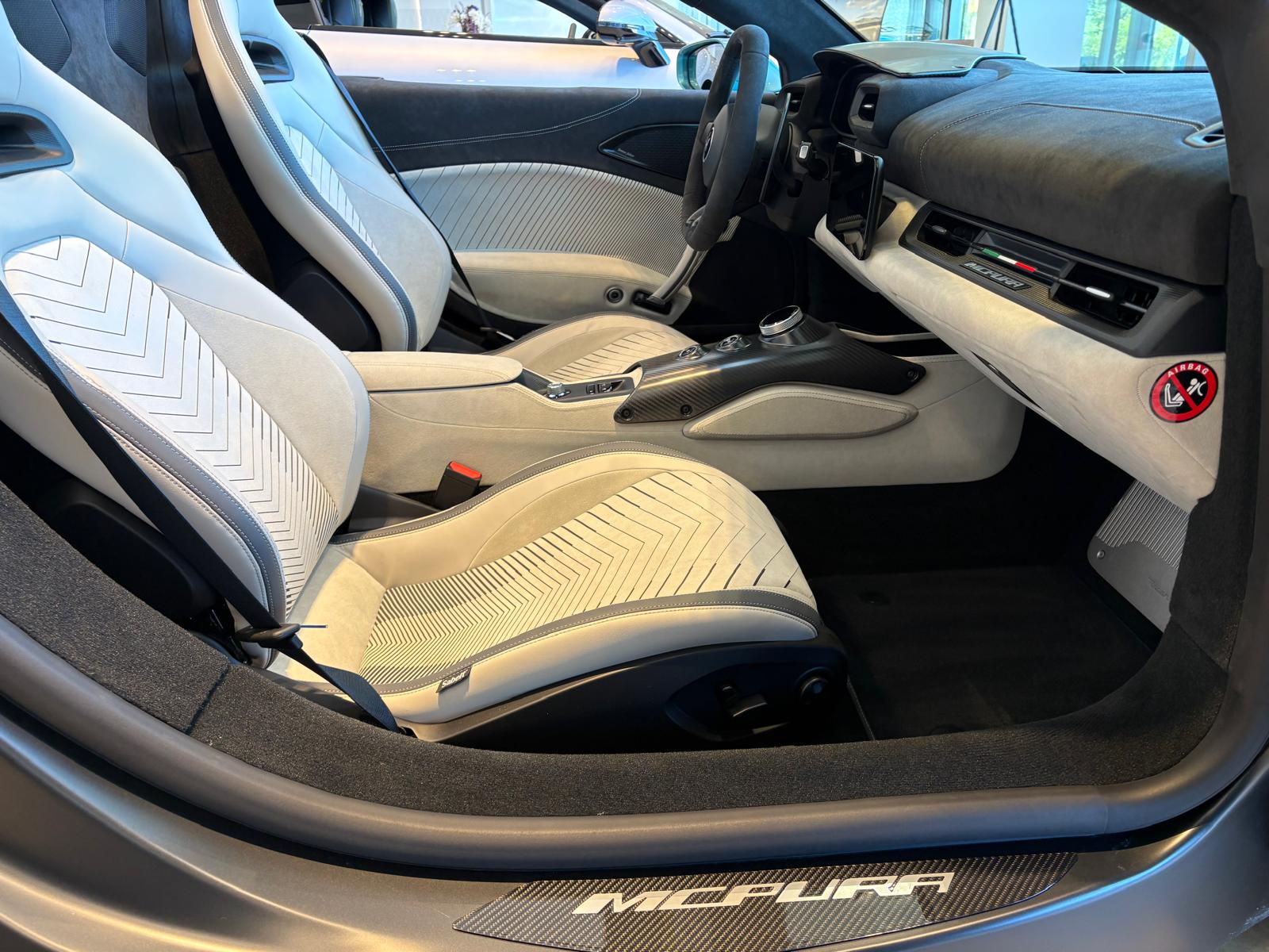 MASERATI MC PURA CIELO-image-11