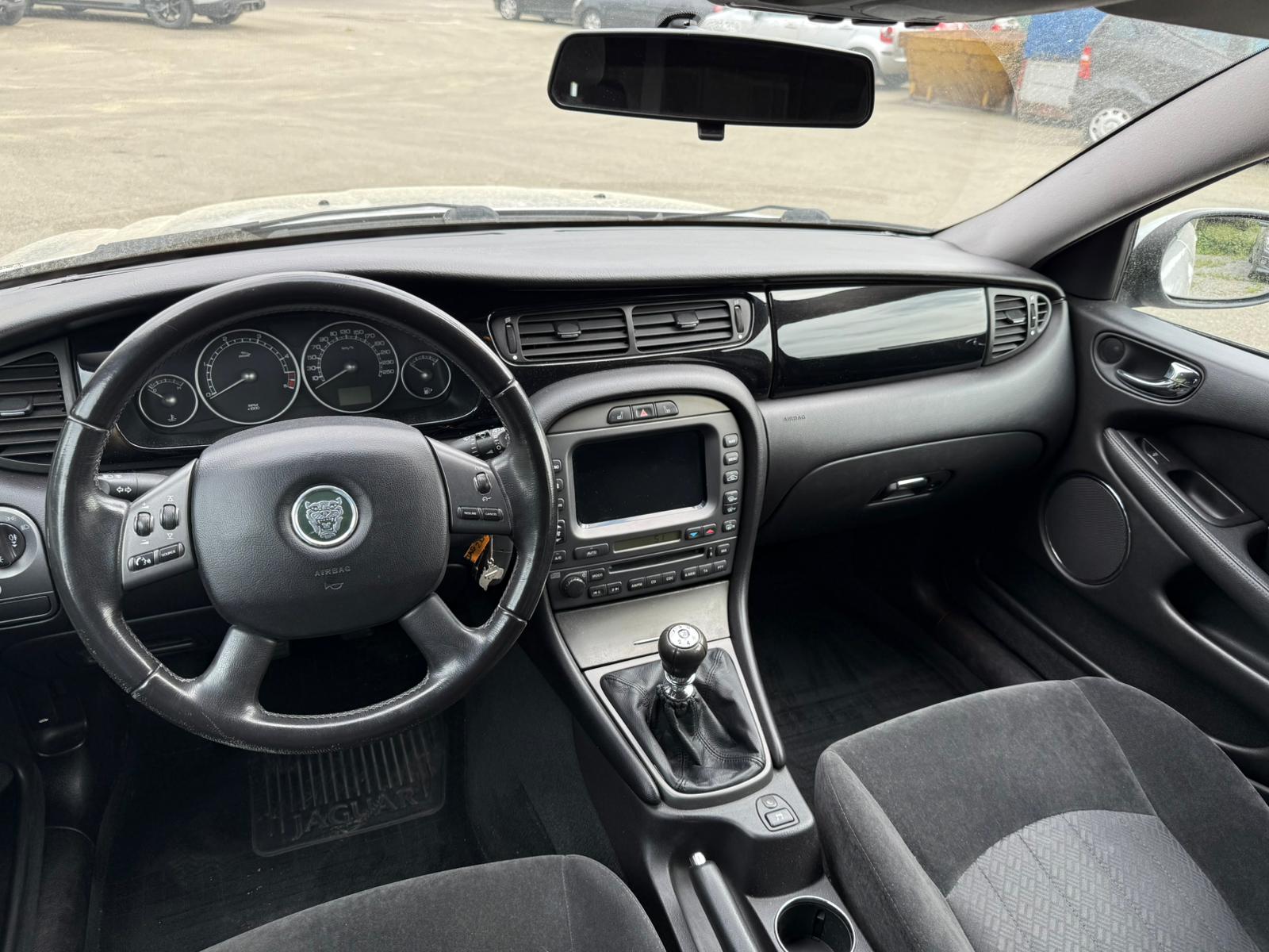 JAGUAR X-Type Estate 2.0D Classic-image-6